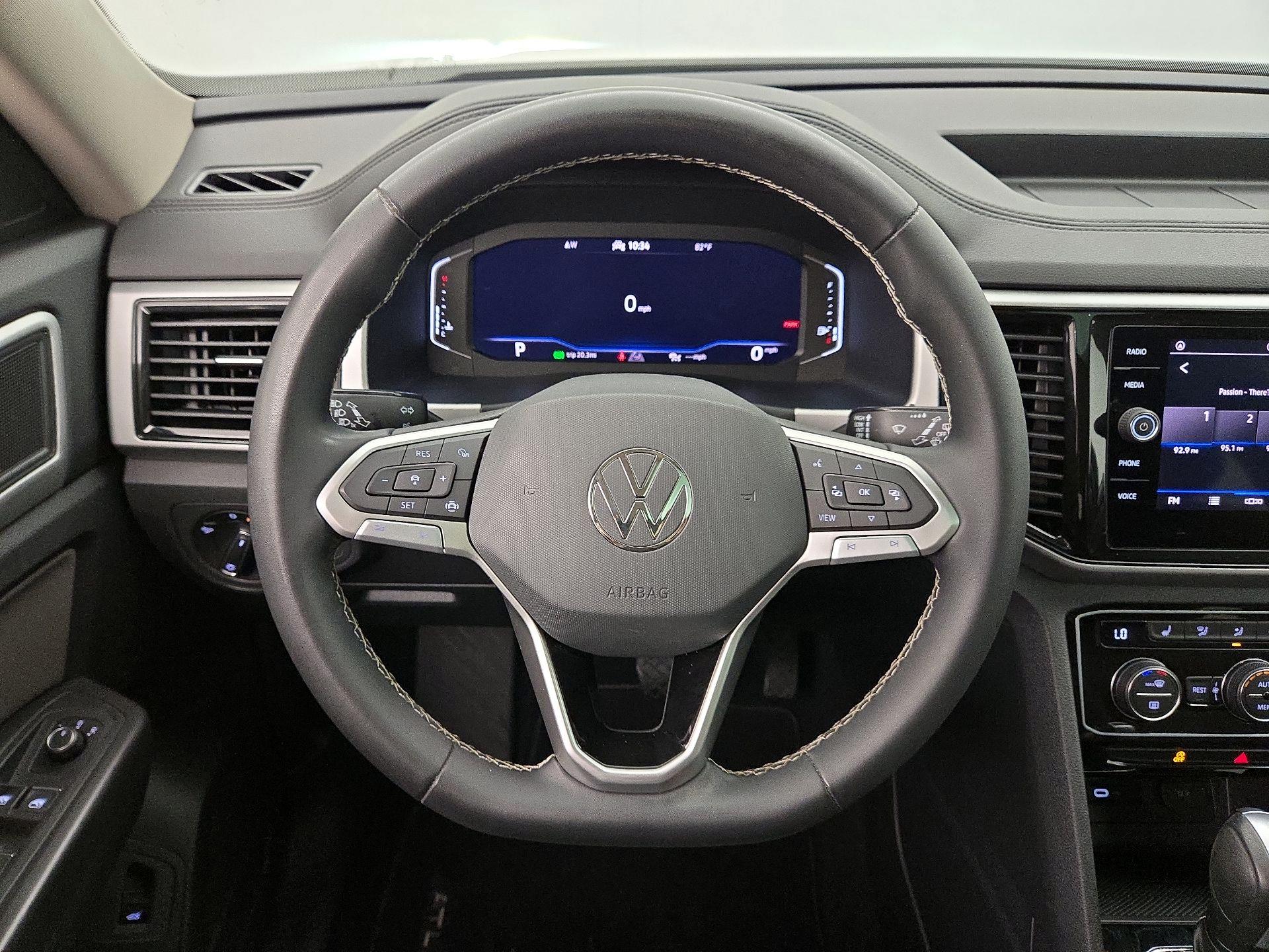 Thumbnail: 2023 Volkswagen Atlas - 10