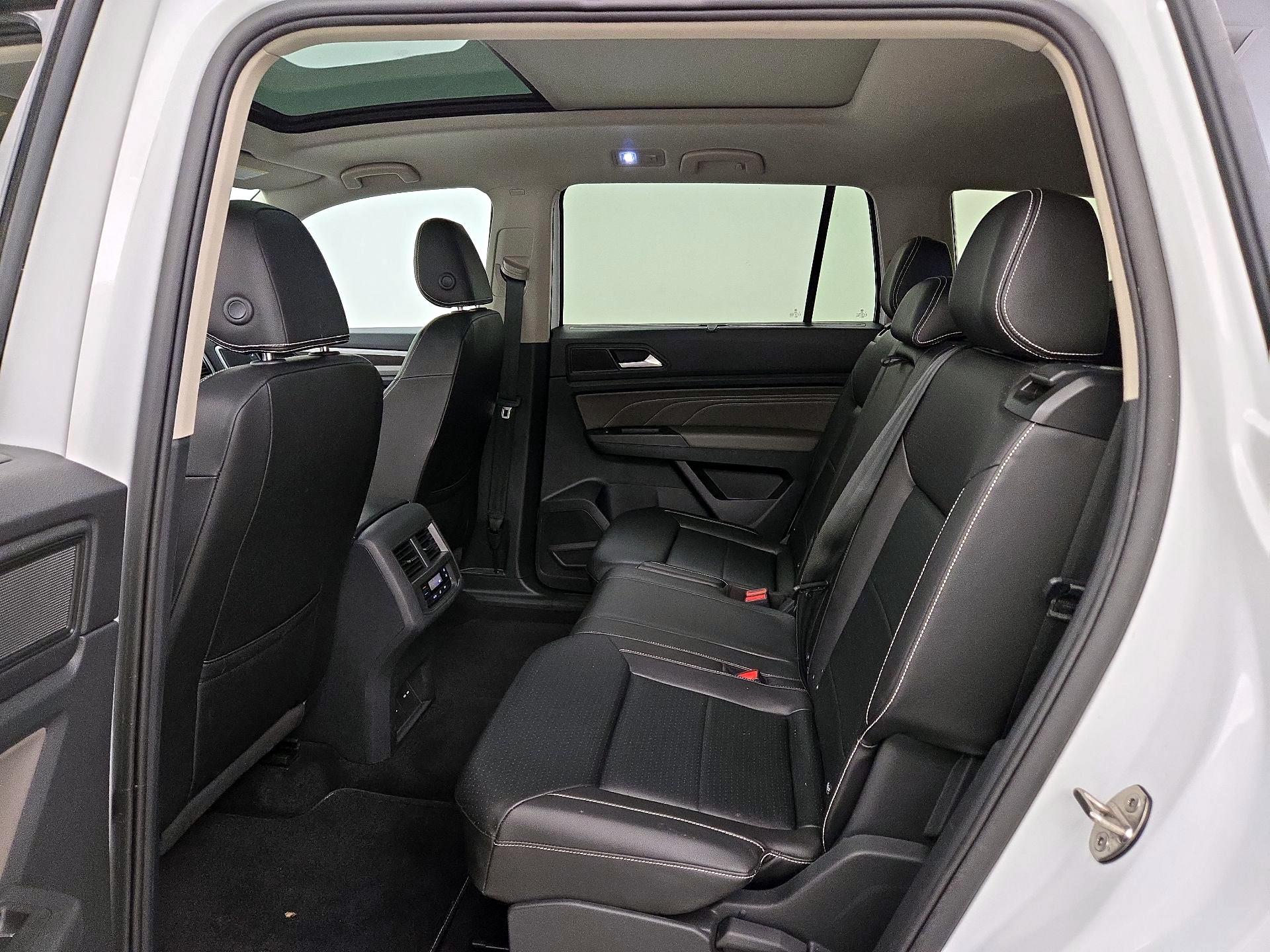 Thumbnail: 2023 Volkswagen Atlas - 20