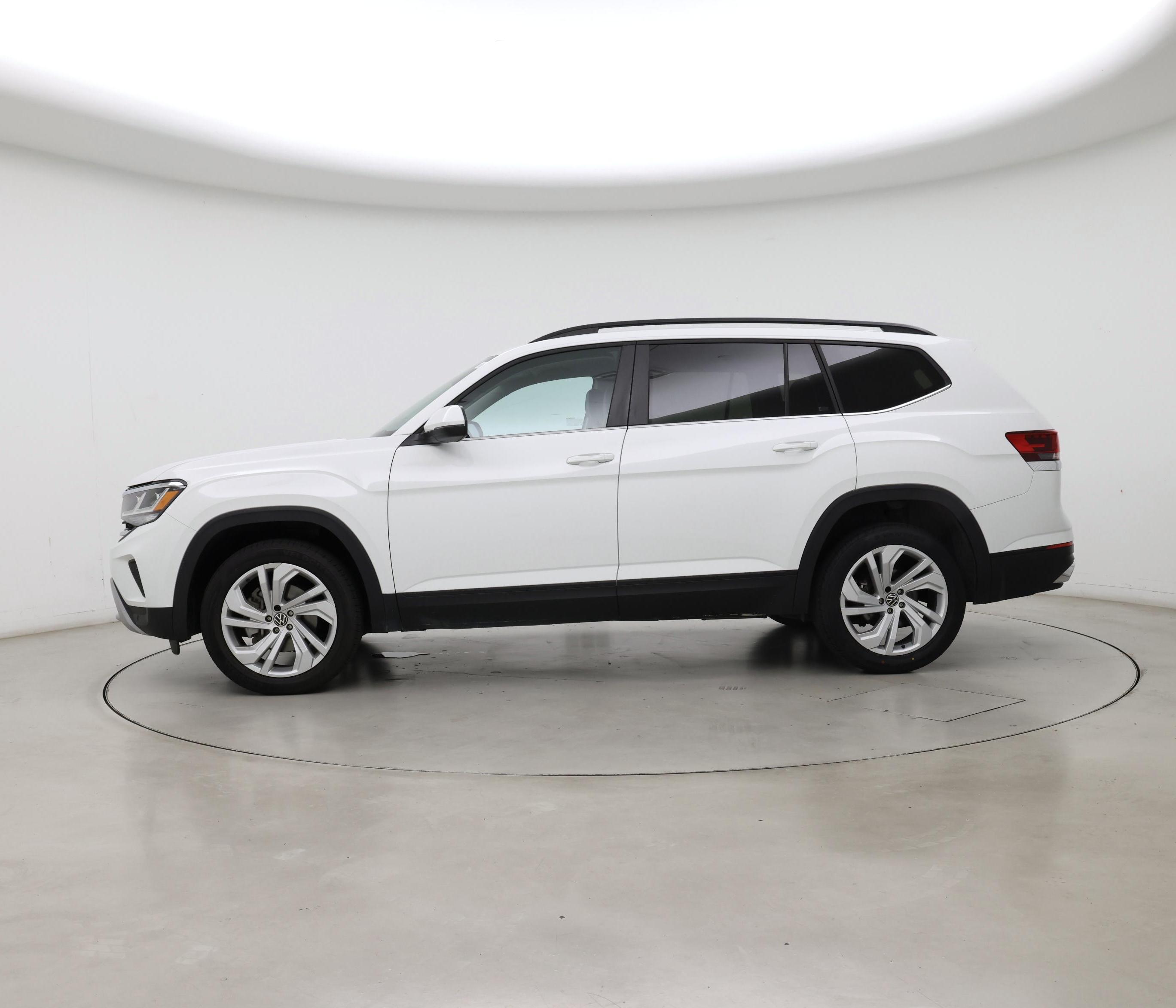 Thumbnail: 2023 Volkswagen Atlas - 3