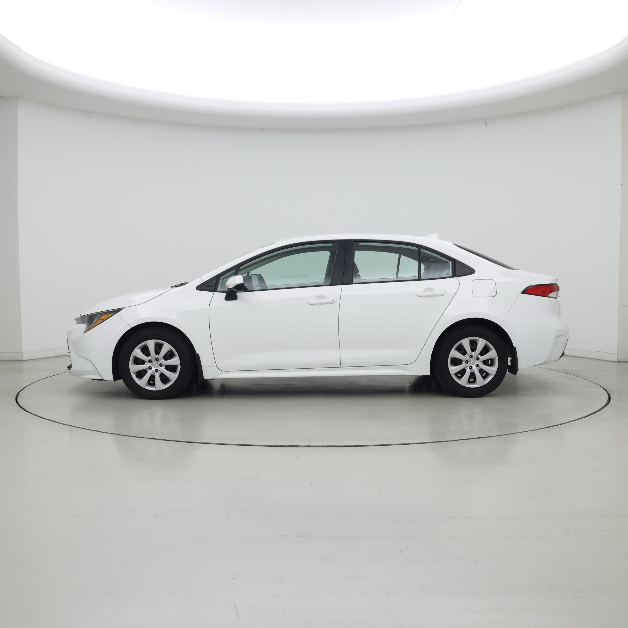 Thumbnail: 2024 Toyota Corolla - 3