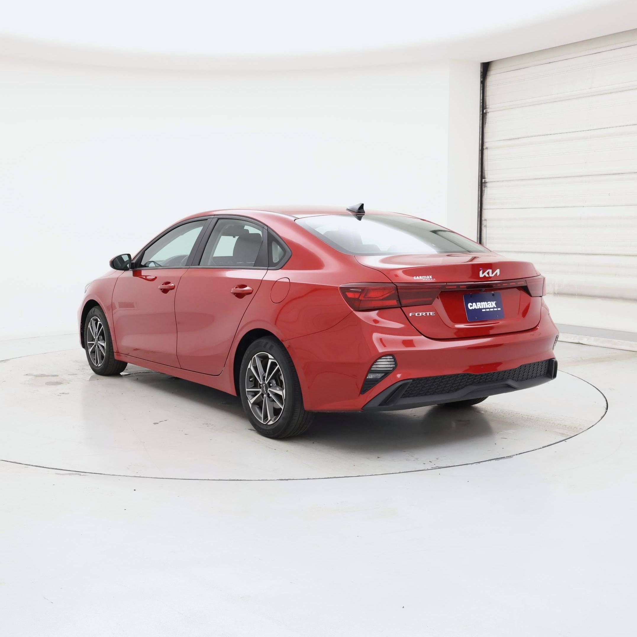 Thumbnail: 2022 Kia Forte - 2