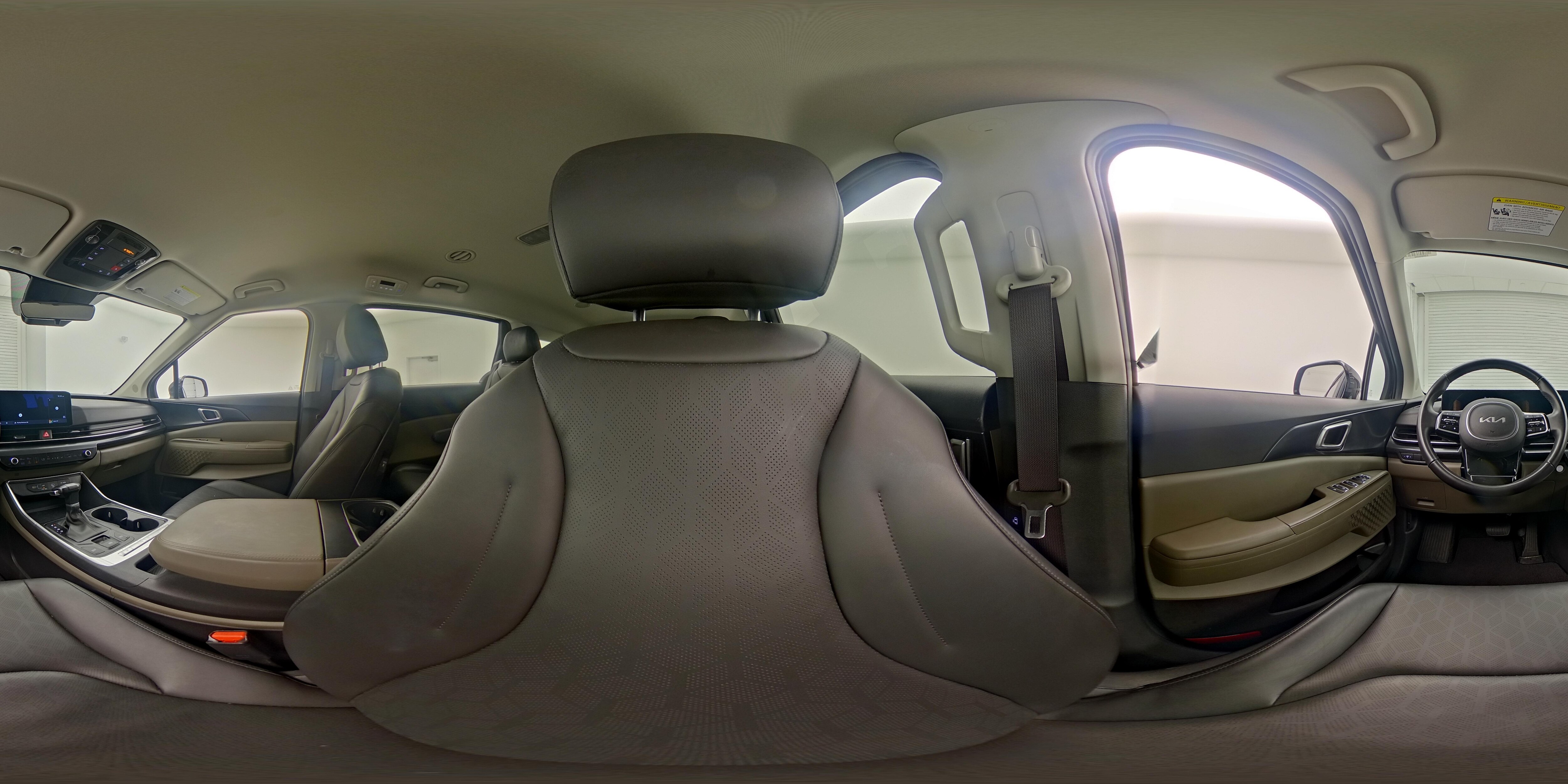 2025 Kia Carnival LXS - Photo 29