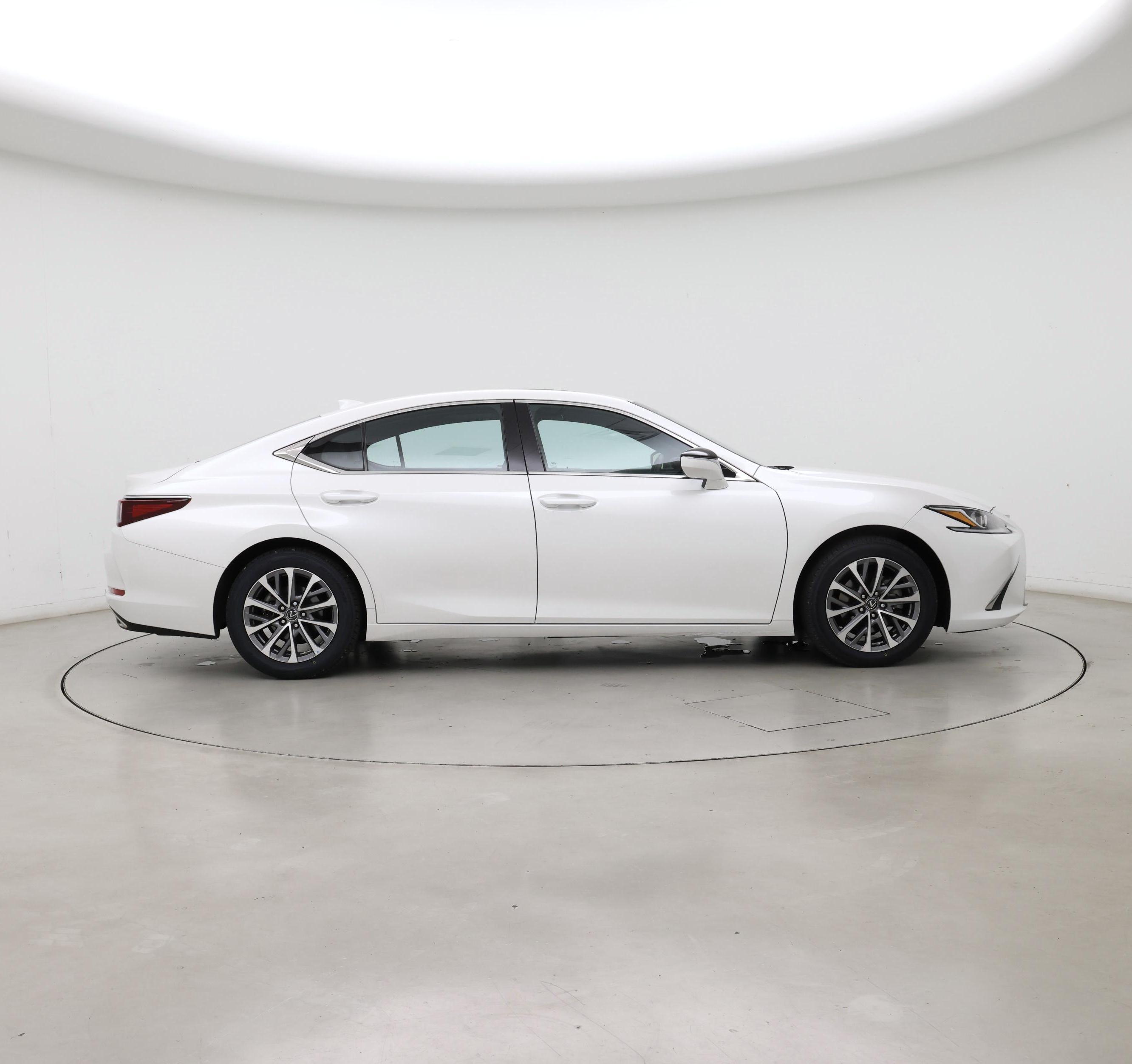 Thumbnail: 2023 Lexus ES - 7