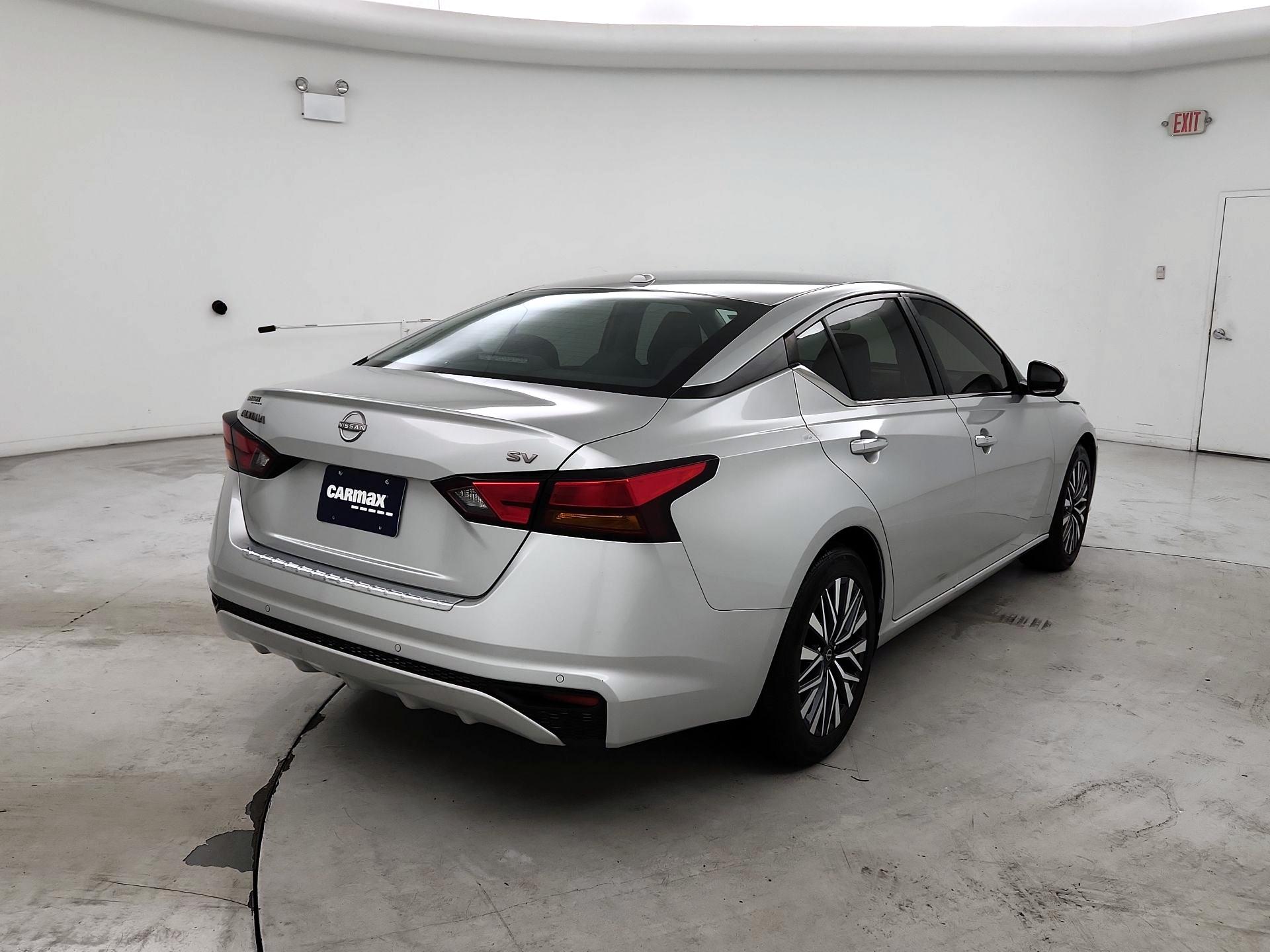 Thumbnail: 2023 Nissan Altima - 5