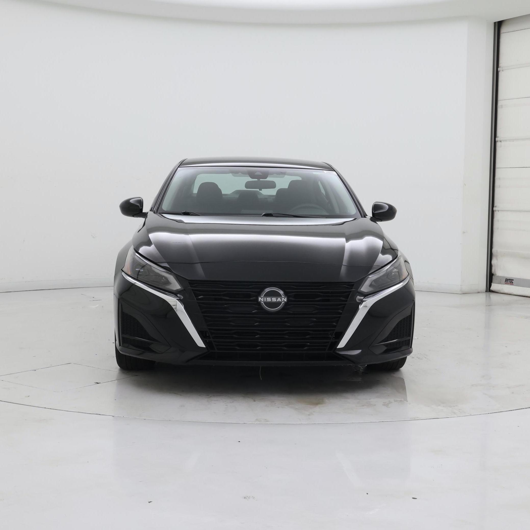 Thumbnail: 2023 Nissan Altima - 5