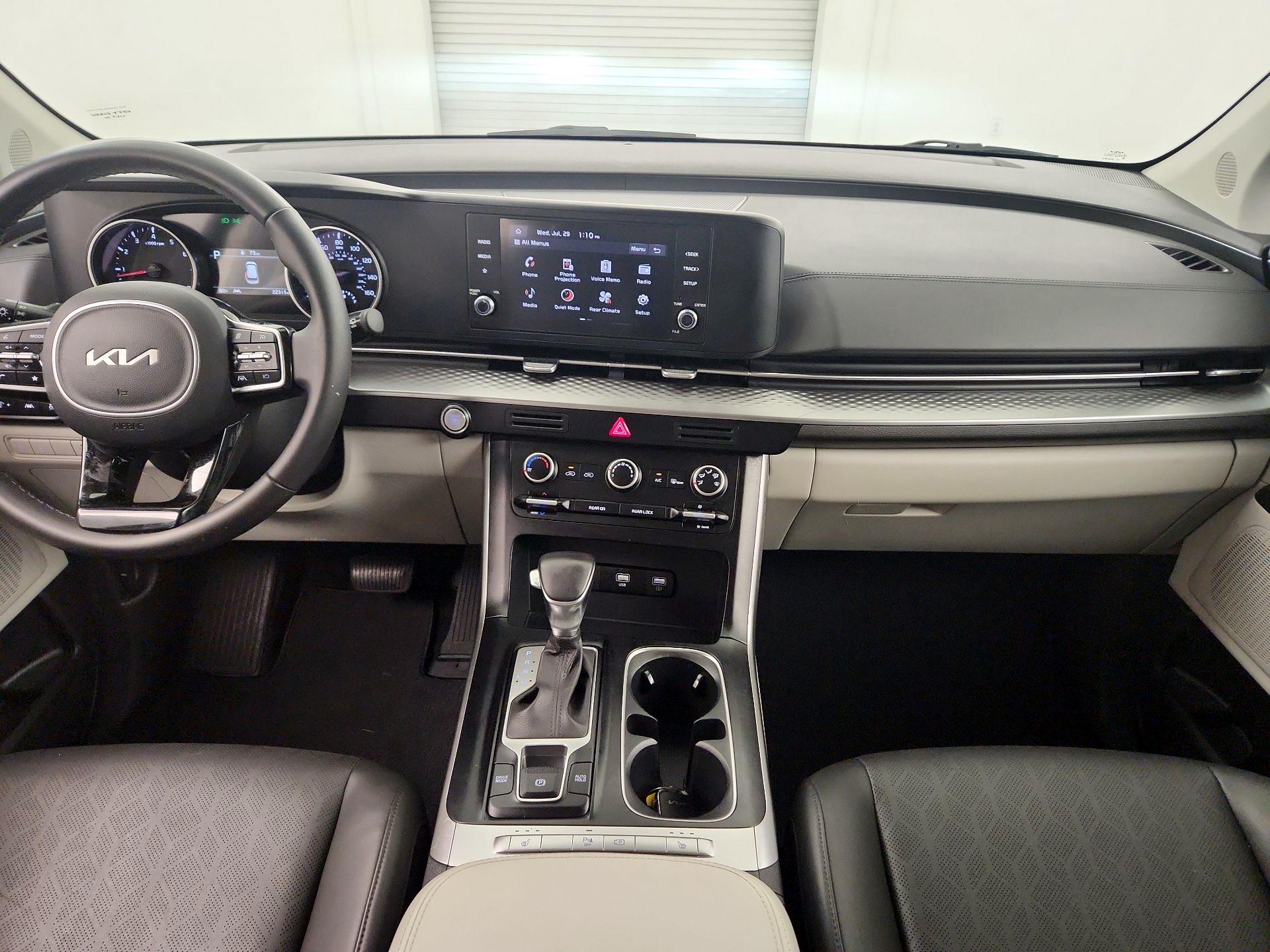 Thumbnail: 2024 Kia Carnival - 8