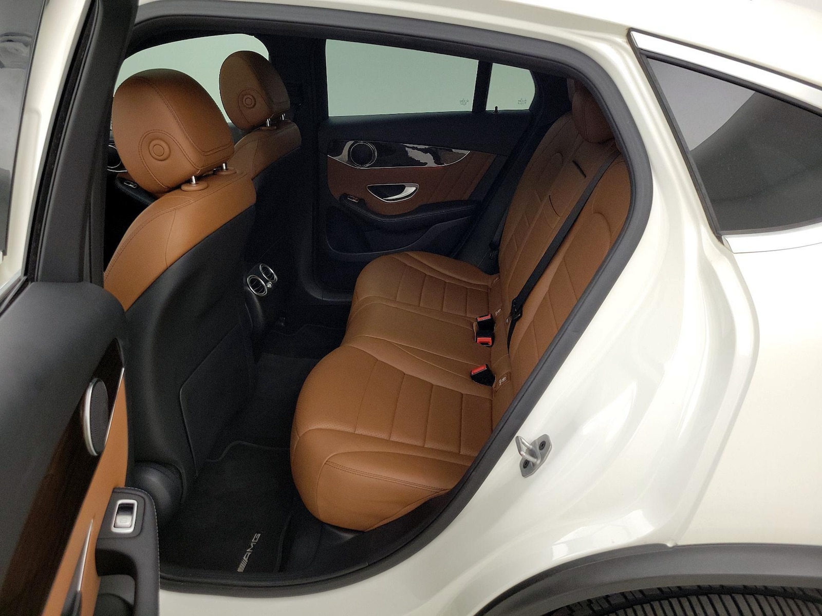 2021 Mercedes-Benz GLC Coupe GLC300 - Photo 21