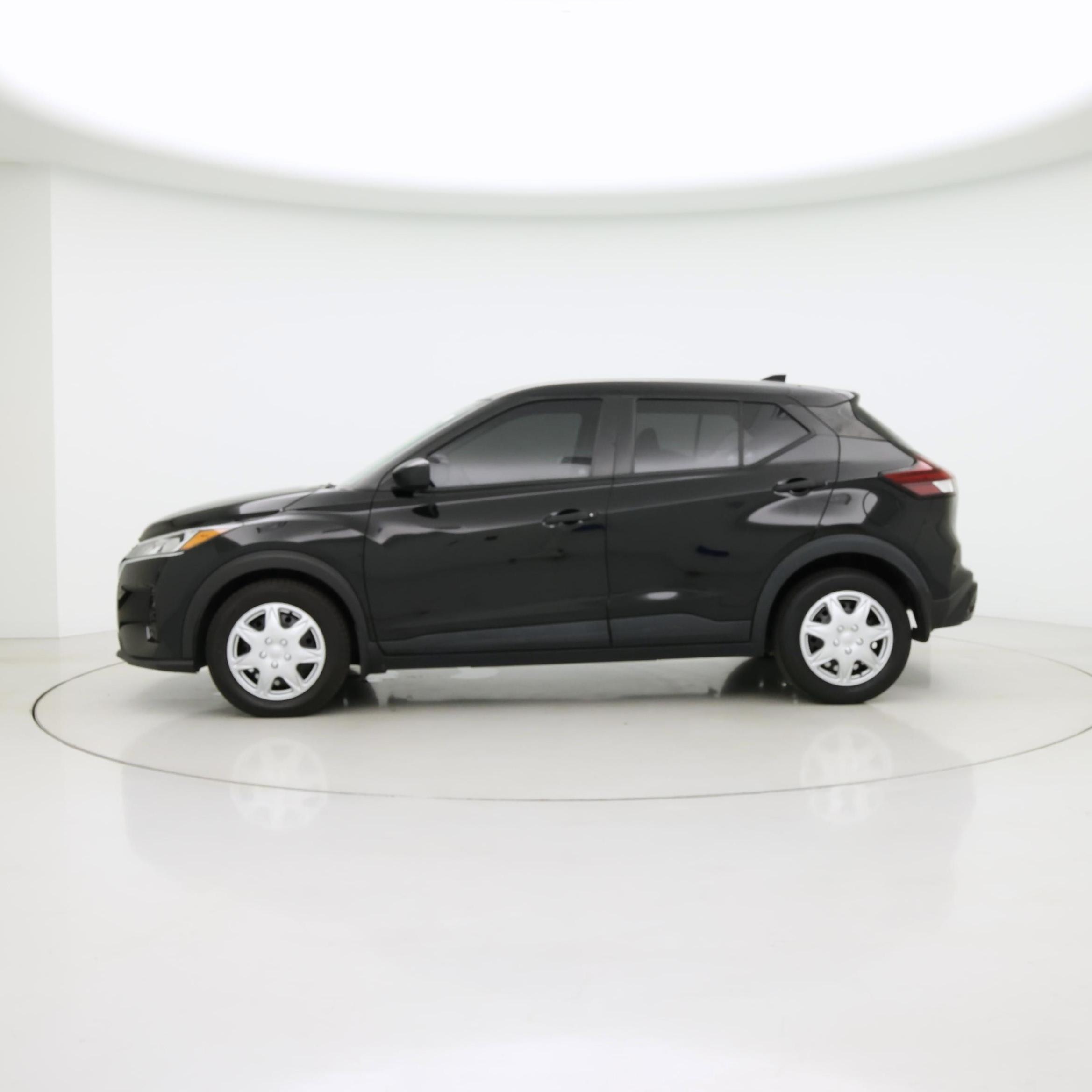 Thumbnail: 2023 Nissan Kicks - 3