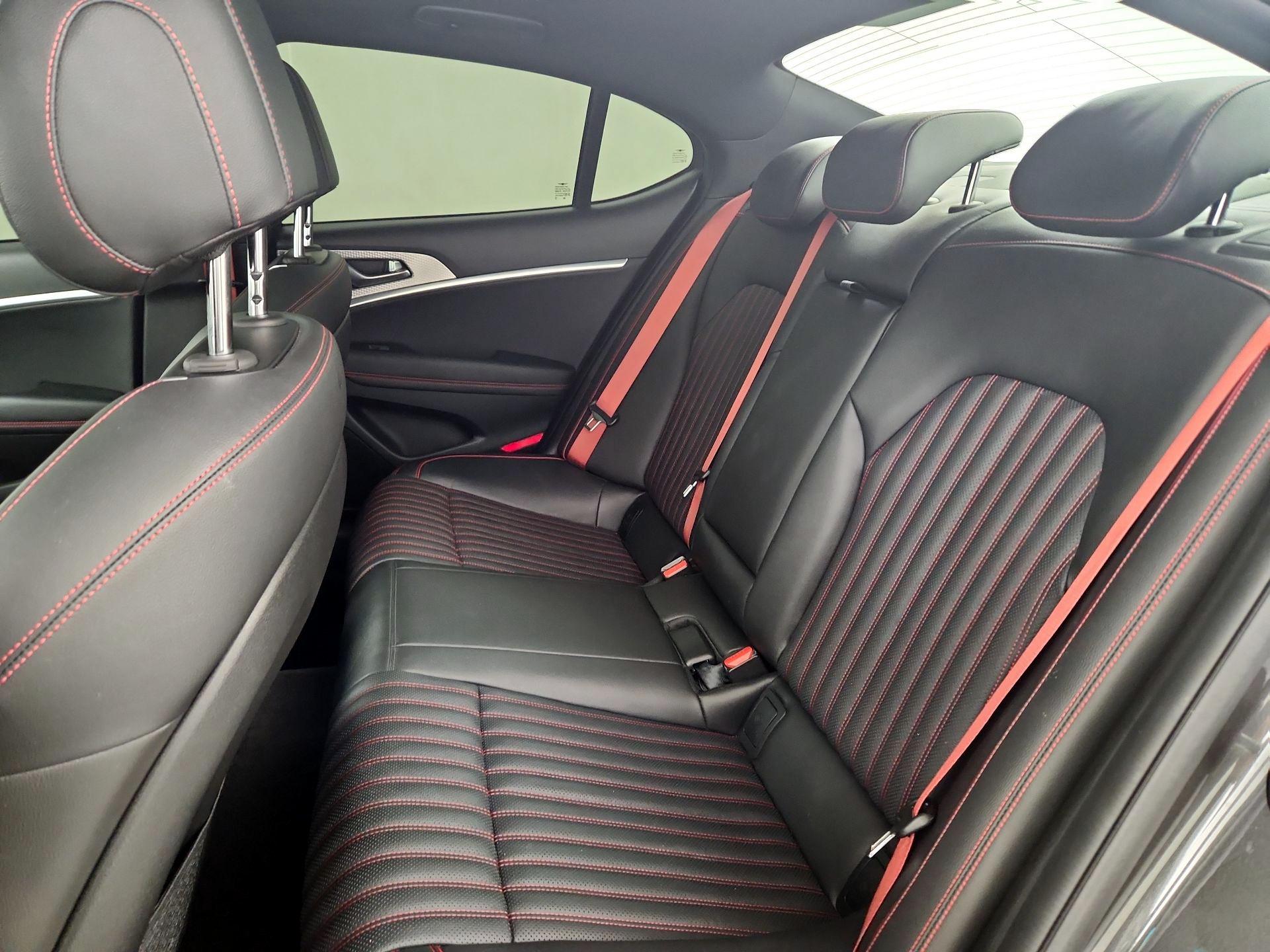 Thumbnail: 2023 Genesis G70 - 19