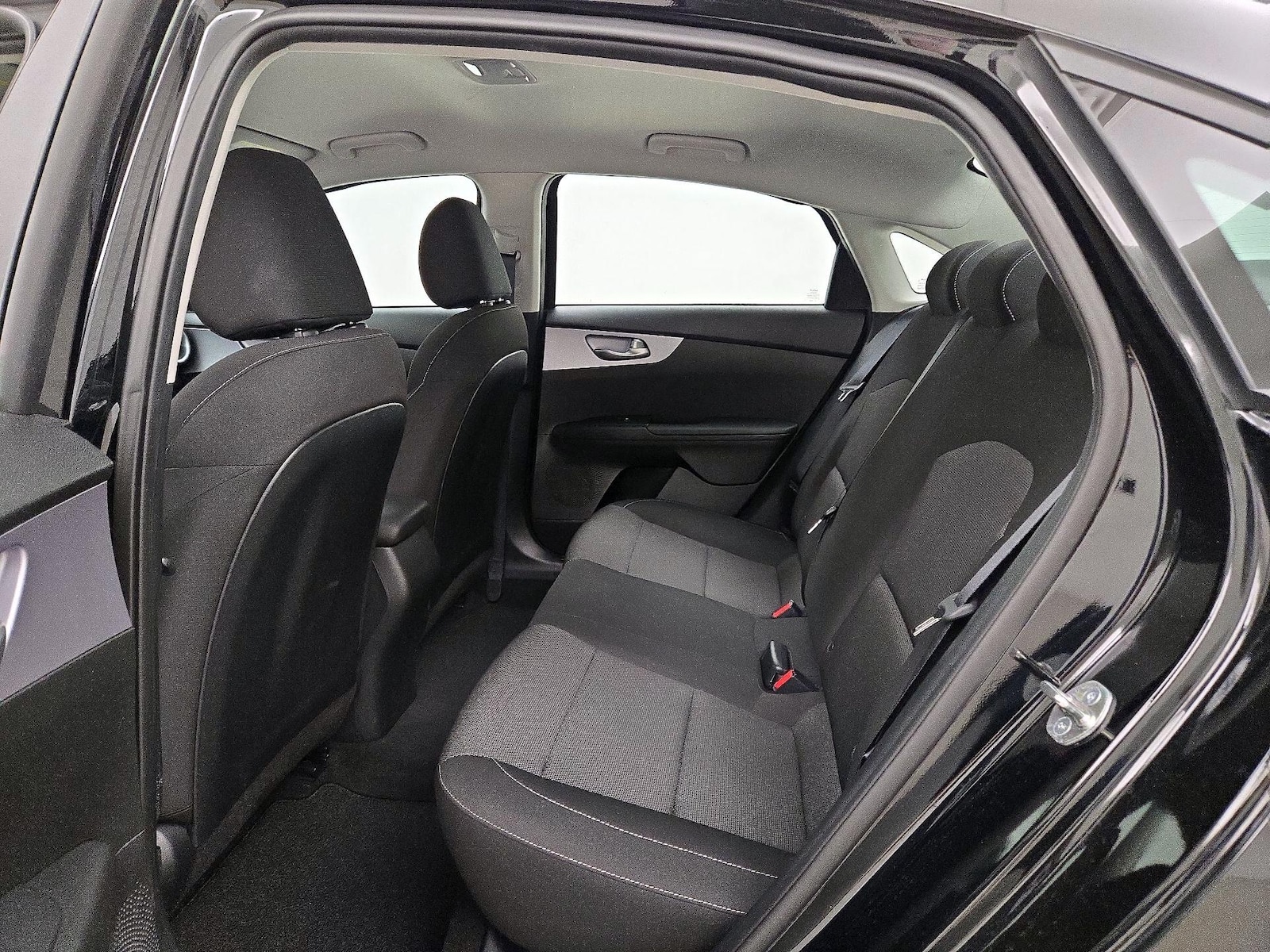 2024 Kia Forte LX - Photo 20