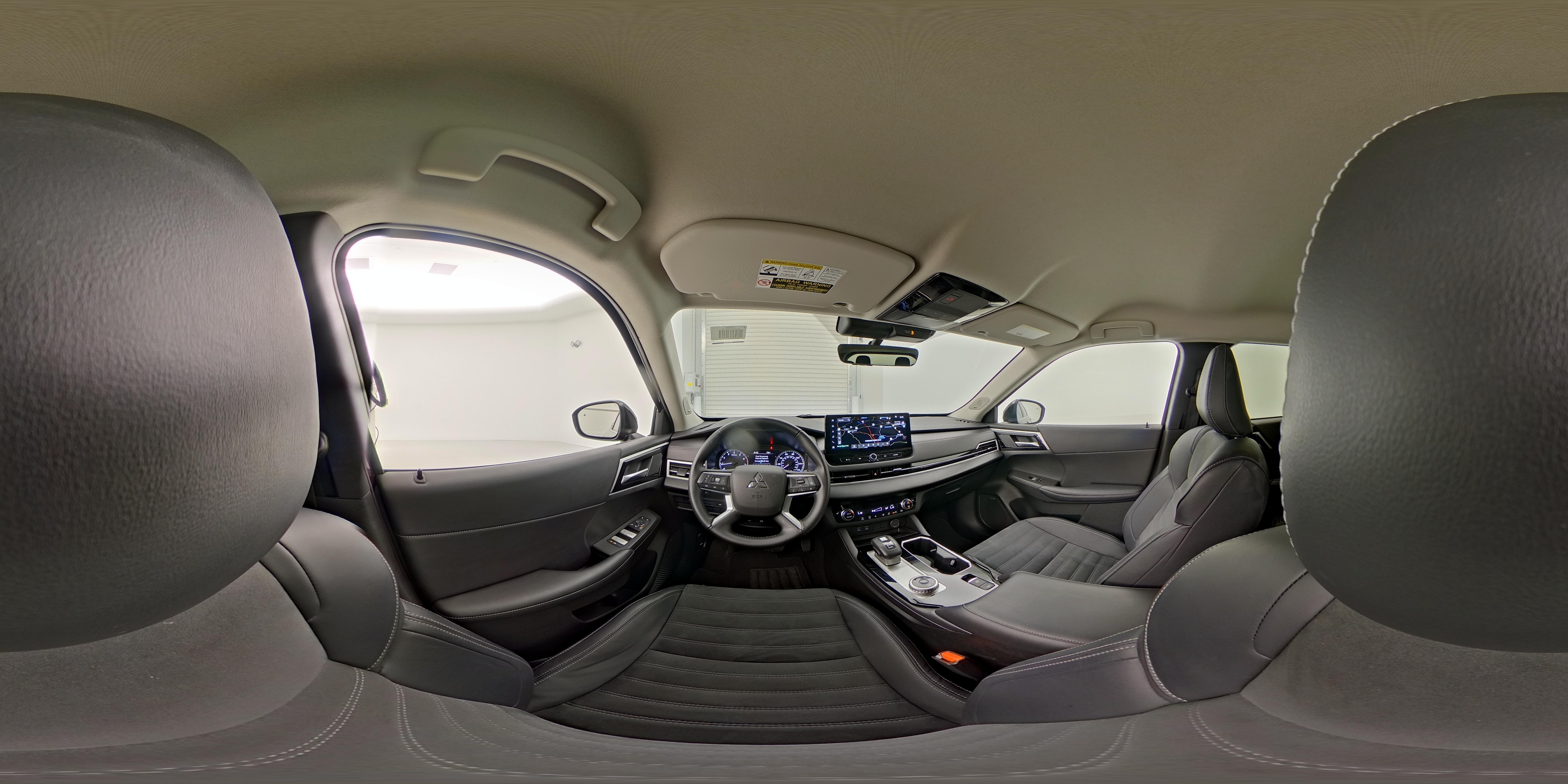 2025 Mitsubishi Outlander SE - Photo 30