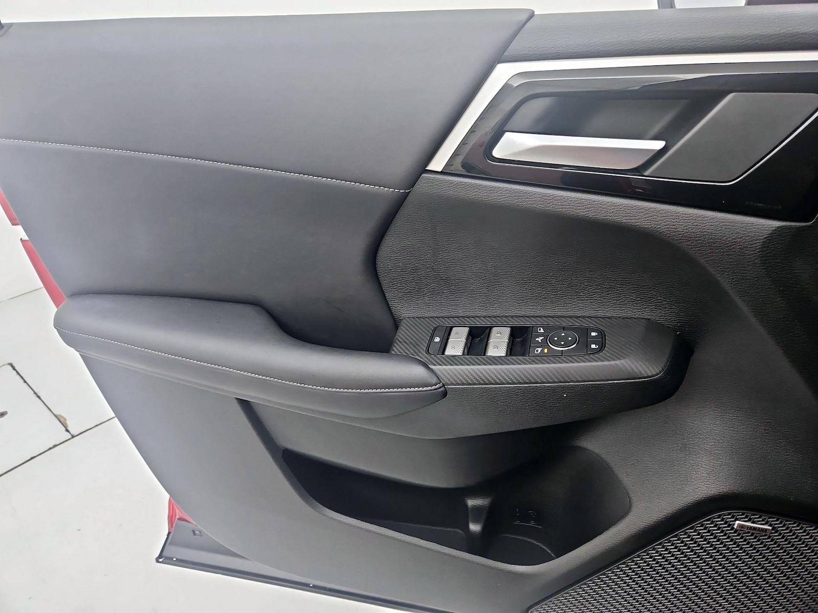 2025 Mitsubishi Outlander SE - Photo 13