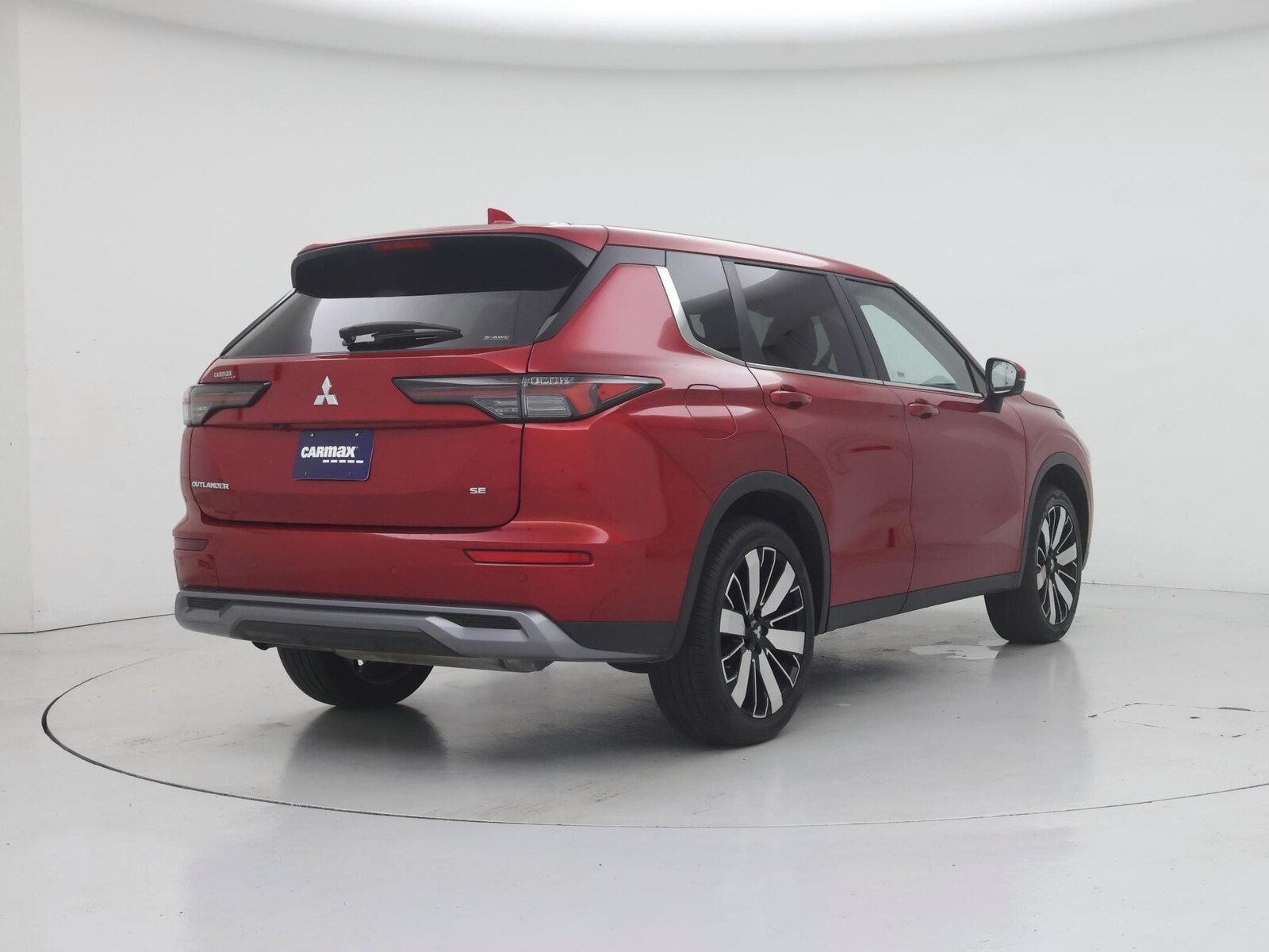 2025 Mitsubishi Outlander SE - Photo 9
