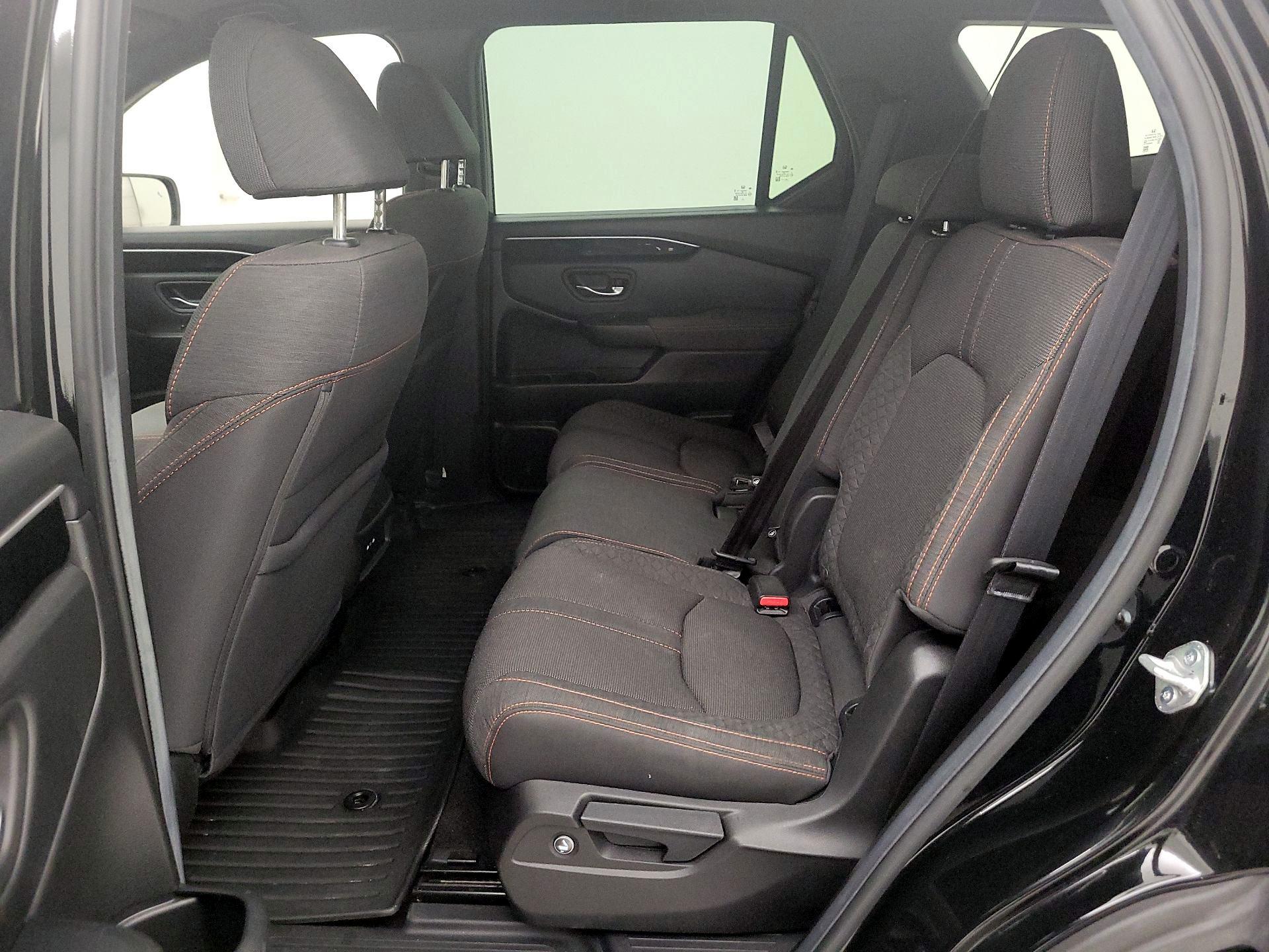 Thumbnail: 2025 Honda Pilot - 19