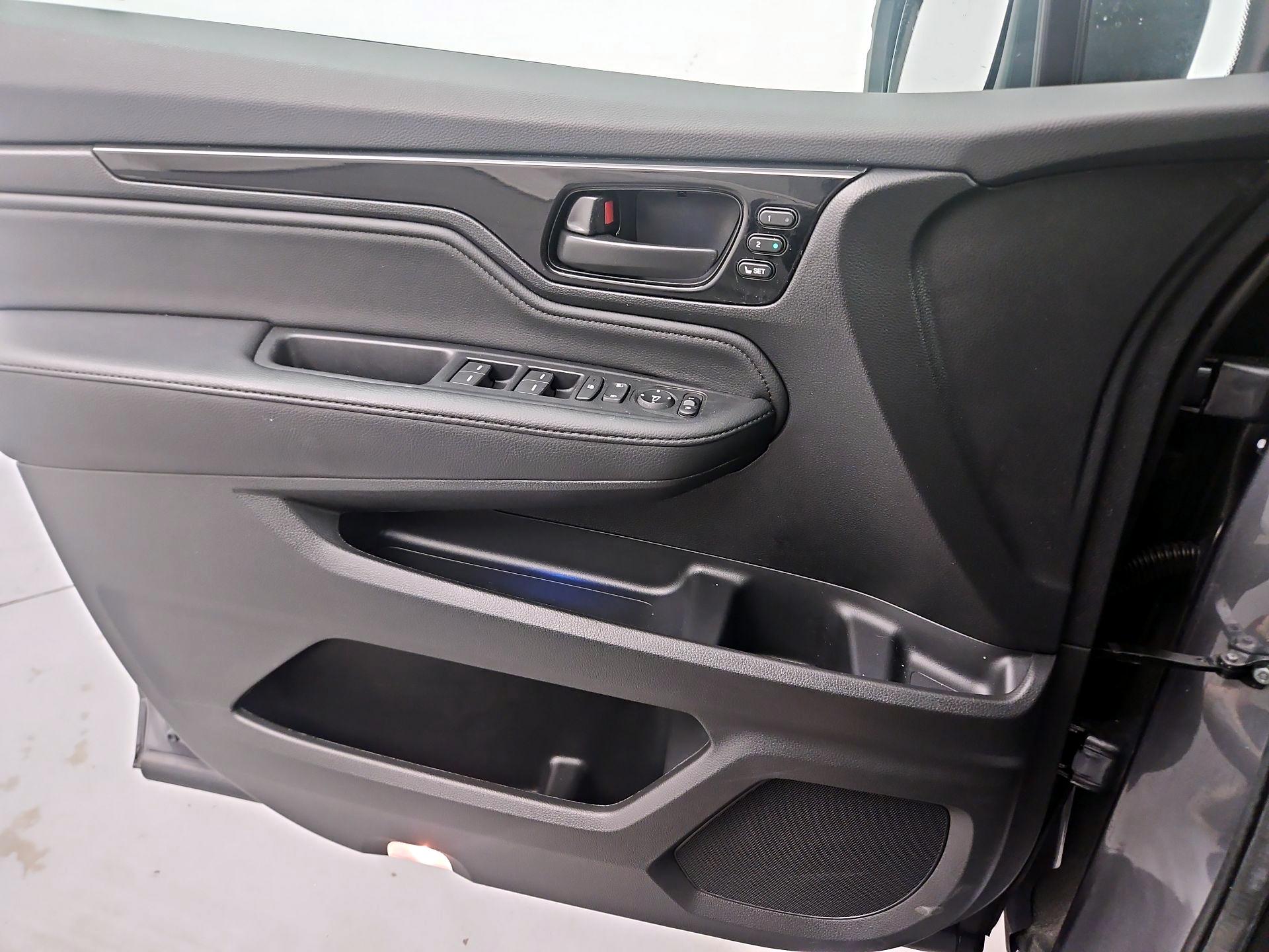 Thumbnail: 2025 Honda Odyssey - 12