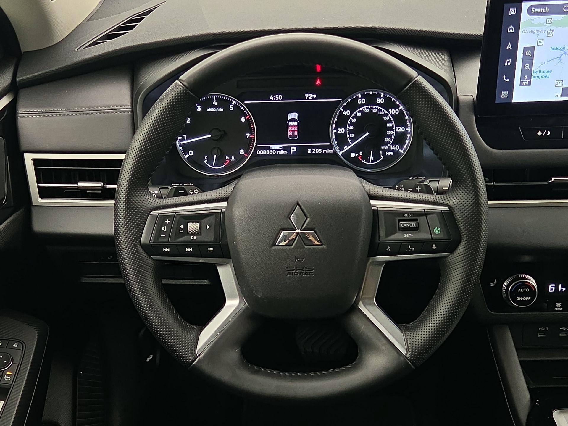 Thumbnail: 2025 Mitsubishi Outlander - 10