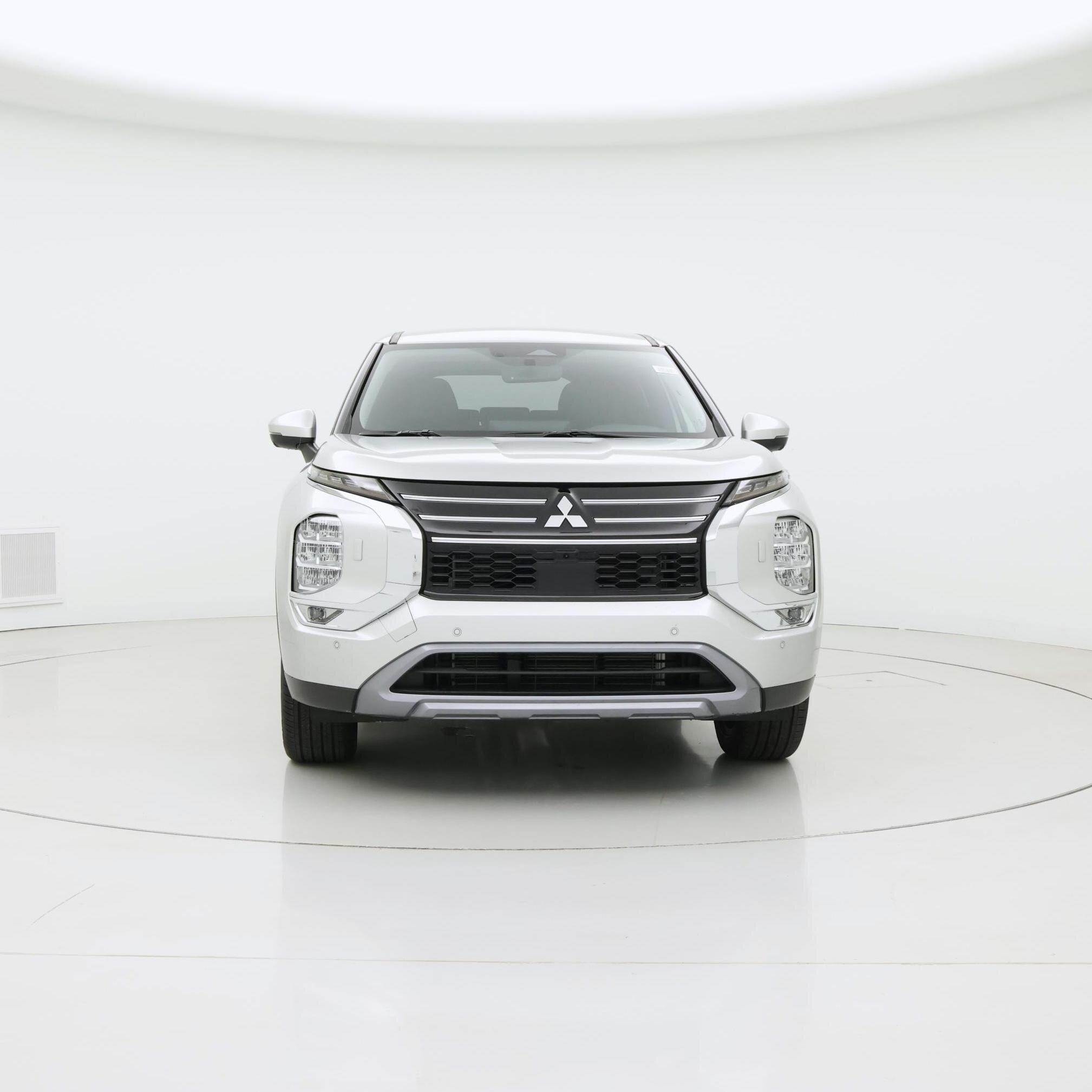 Thumbnail: 2025 Mitsubishi Outlander - 5