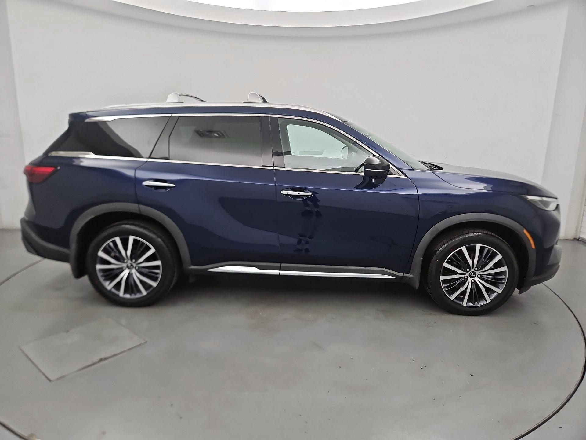 Thumbnail: 2023 INFINITI QX60 - 4