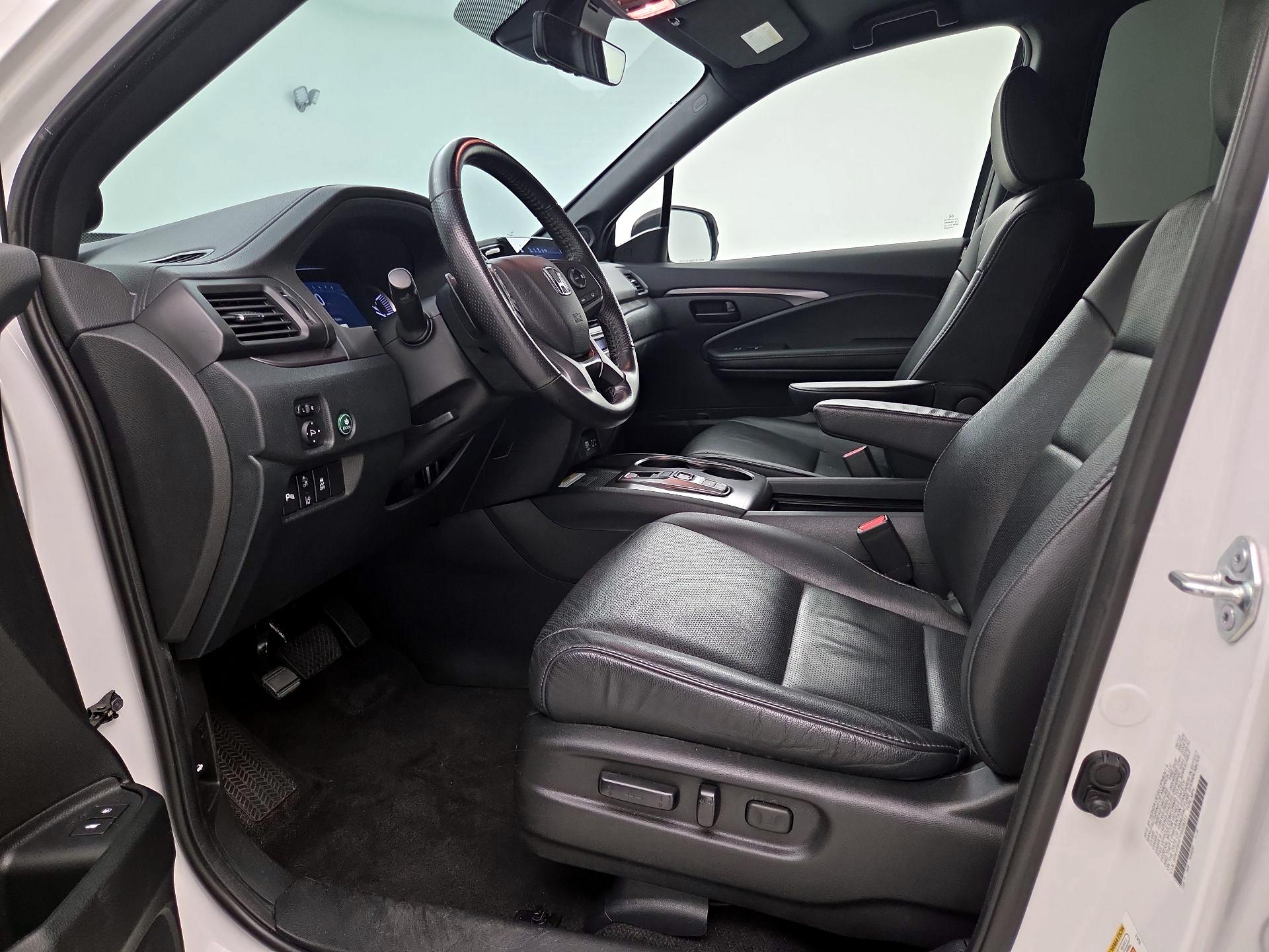 Thumbnail: 2023 Honda Passport - 11