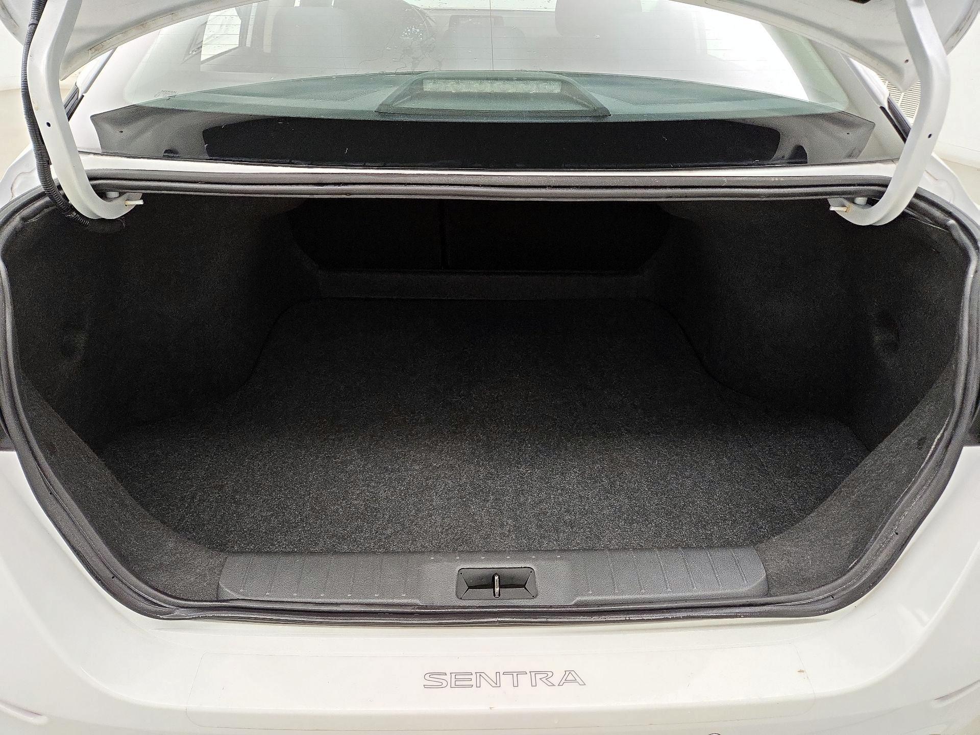 Thumbnail: 2024 Nissan Sentra - 20