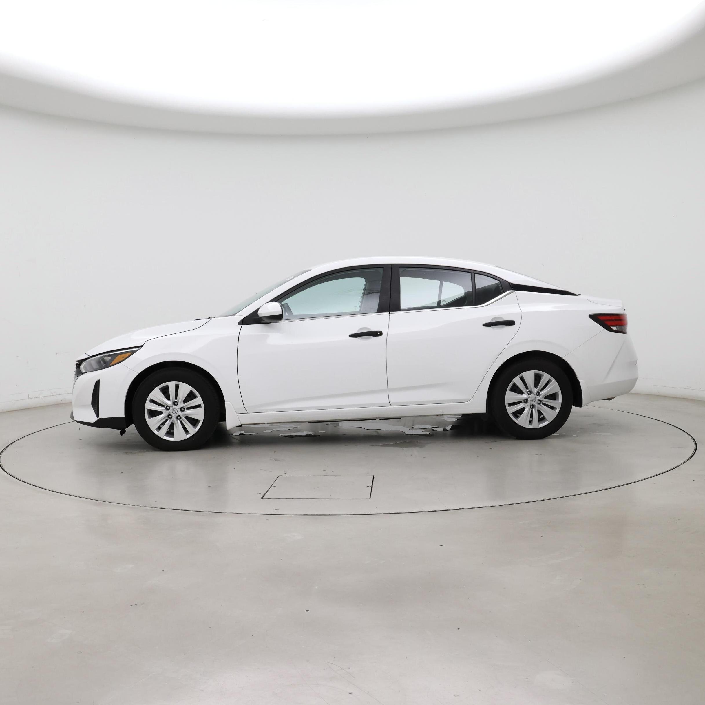 Thumbnail: 2024 Nissan Sentra - 3