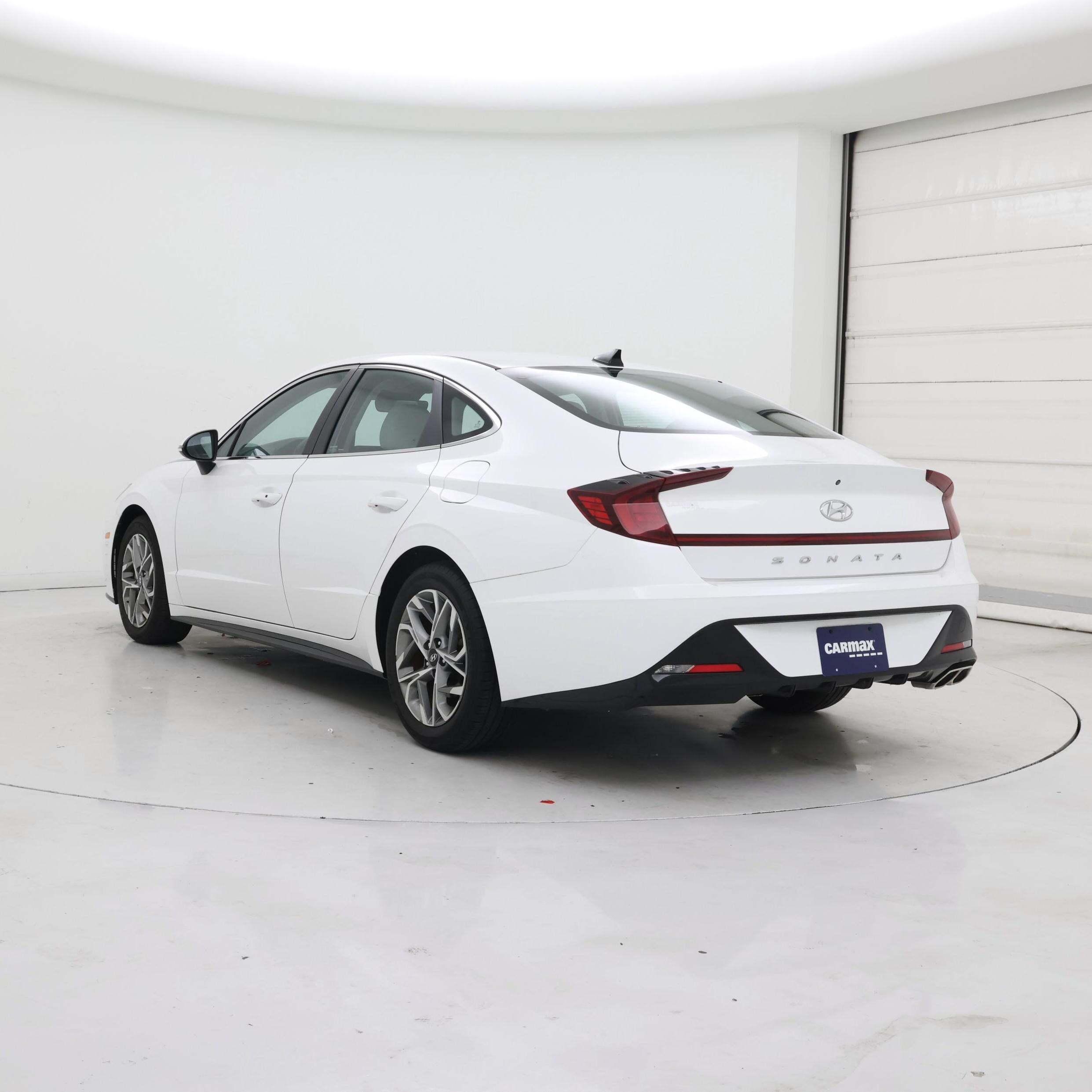 Thumbnail: 2023 Hyundai Sonata - 2