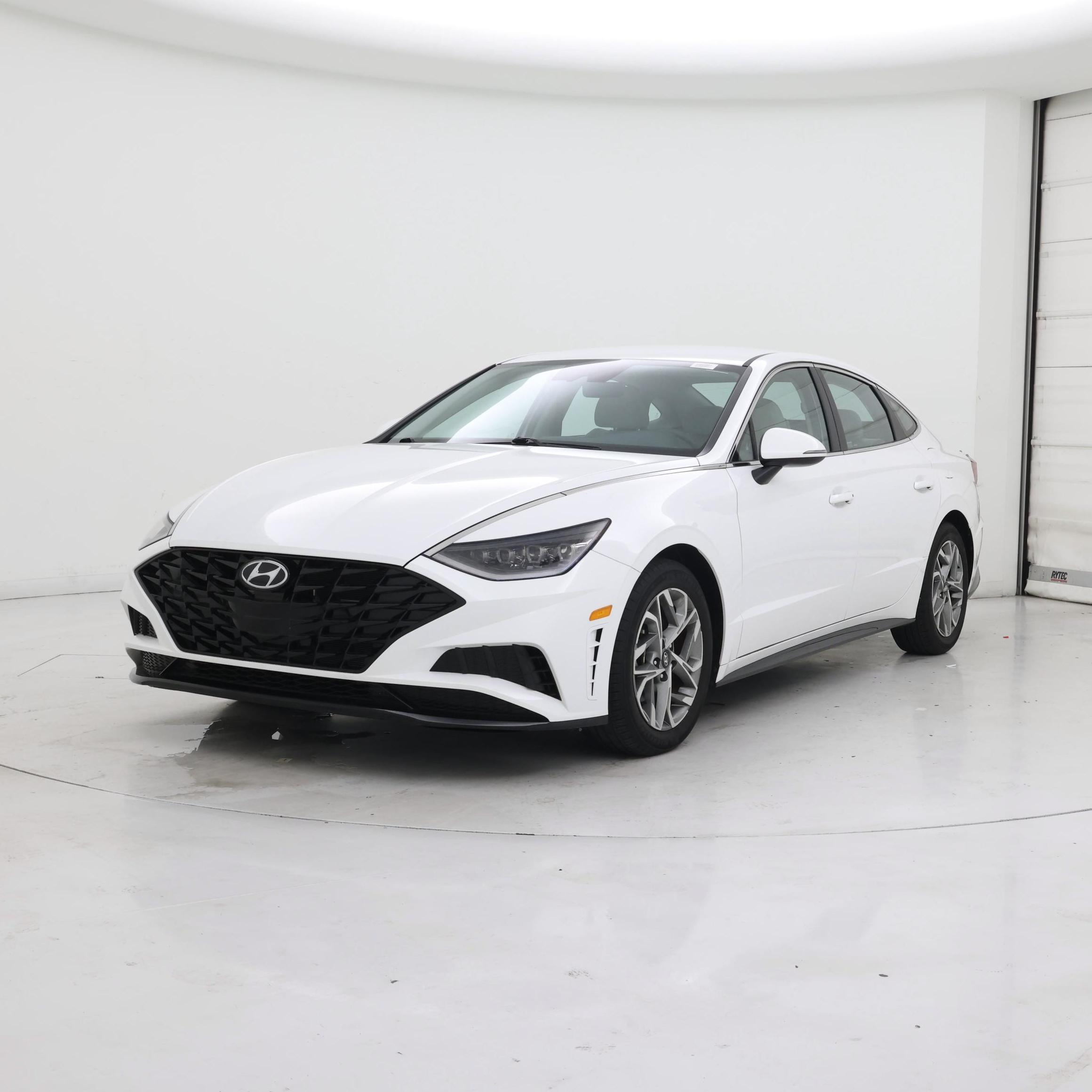 Thumbnail: 2023 Hyundai Sonata - 4