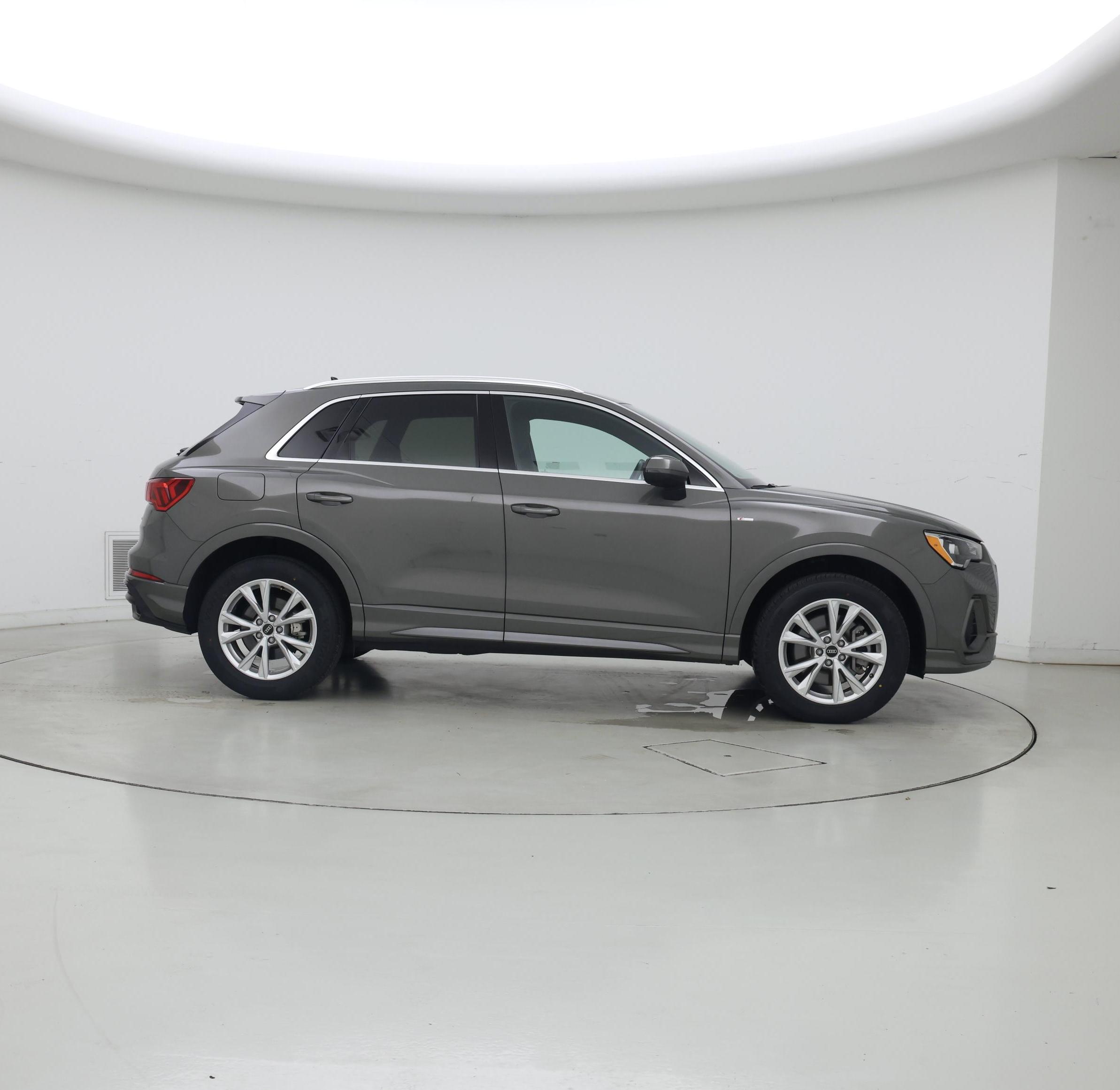Thumbnail: 2022 Audi Q3 - 7