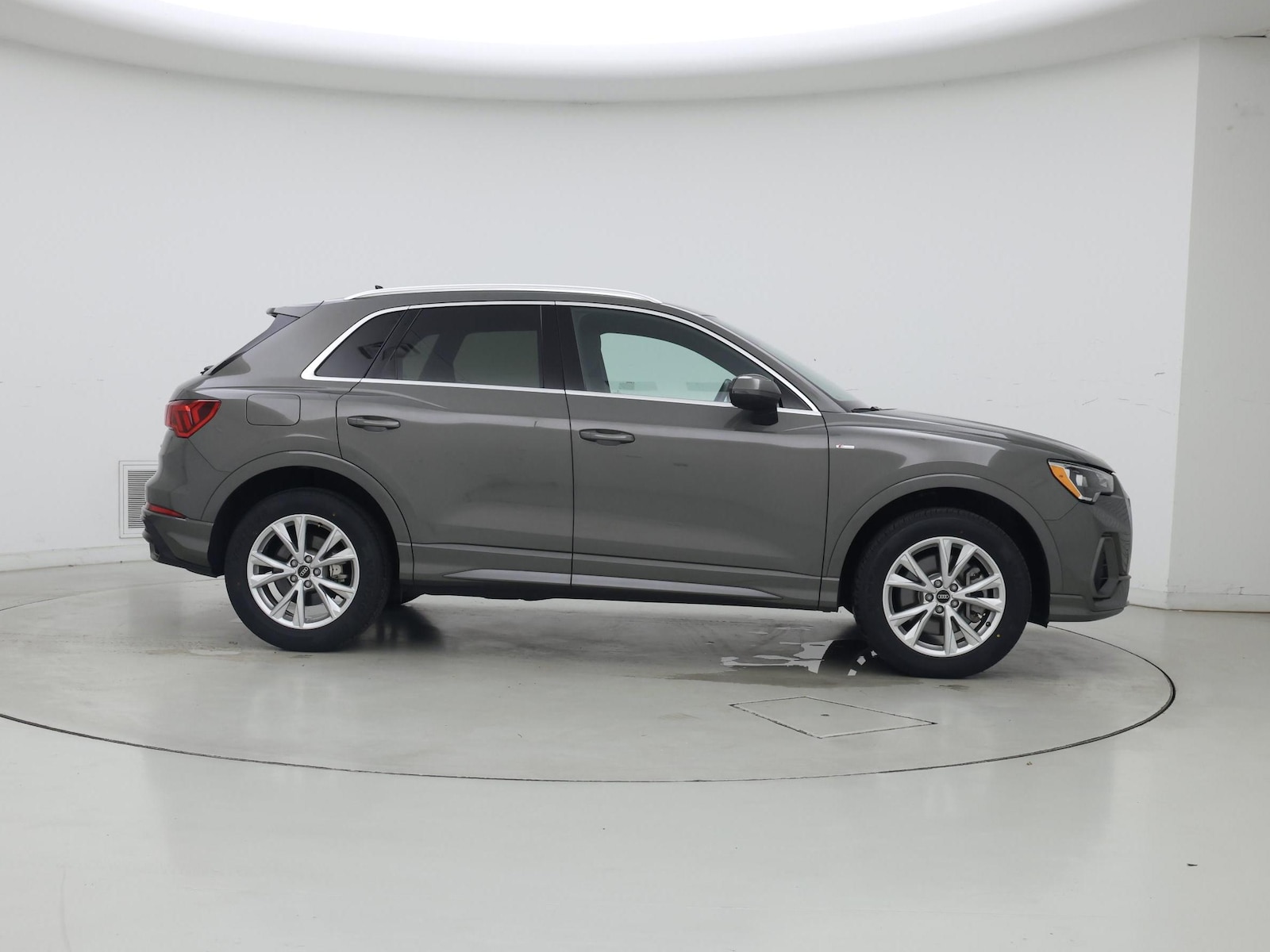 2022 Audi Q3 S Line Premium - Photo 8