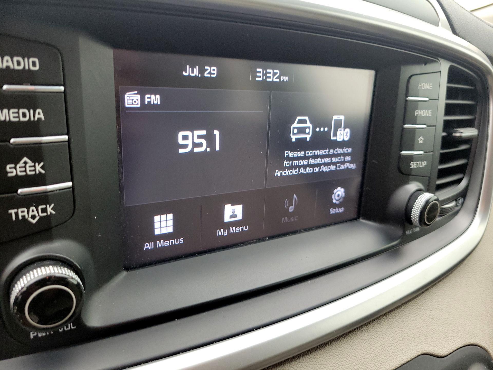 Thumbnail: 2020 Kia Sorento - 15