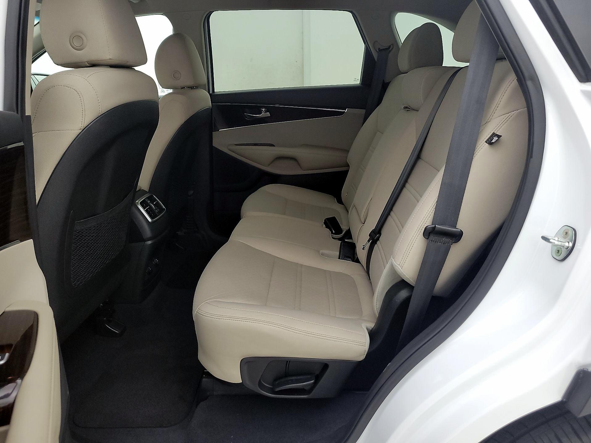 Thumbnail: 2020 Kia Sorento - 19