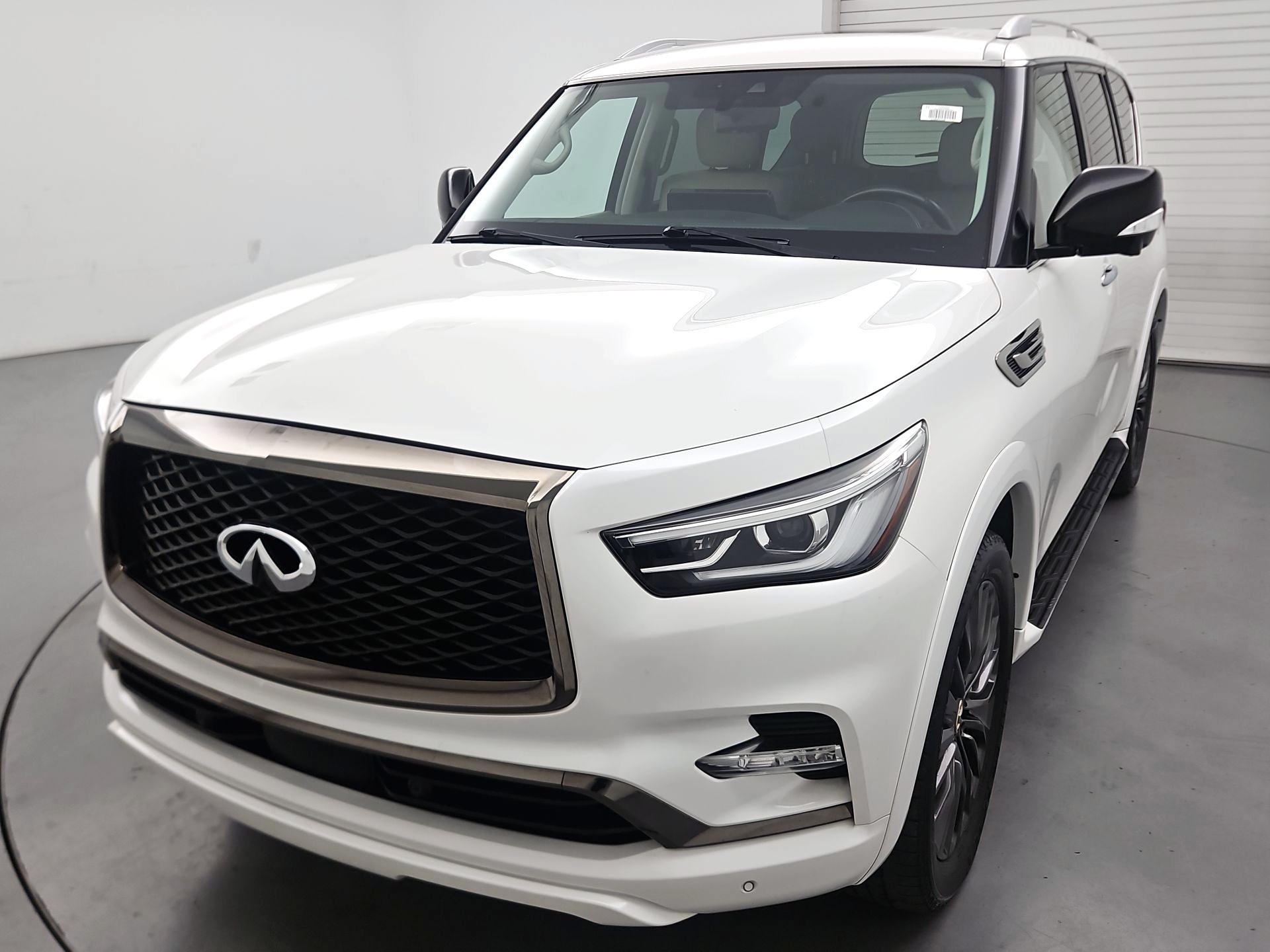 Thumbnail: 2023 INFINITI QX80 - 3