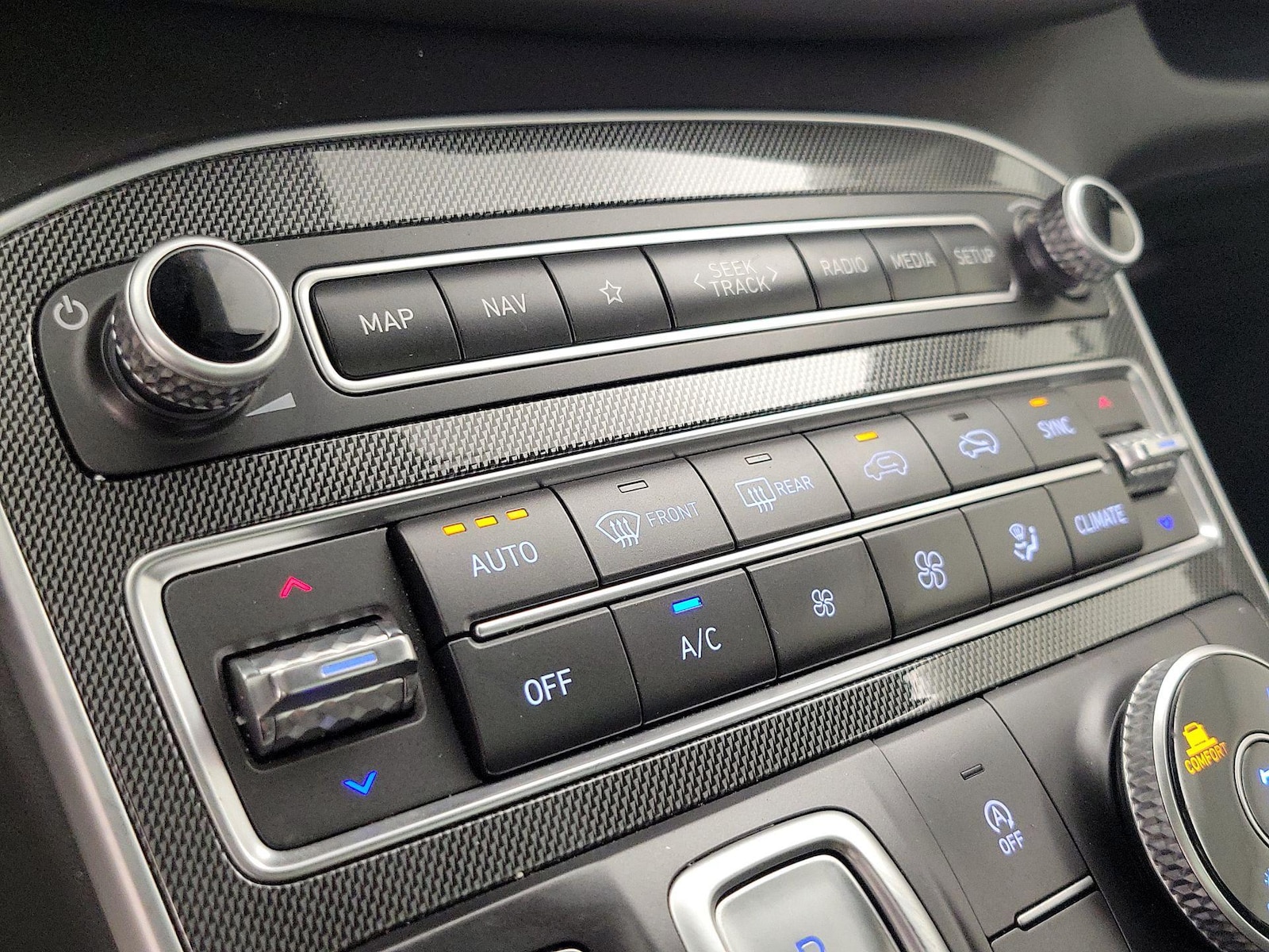 2023 Hyundai Santa Fe SEL - Photo 18