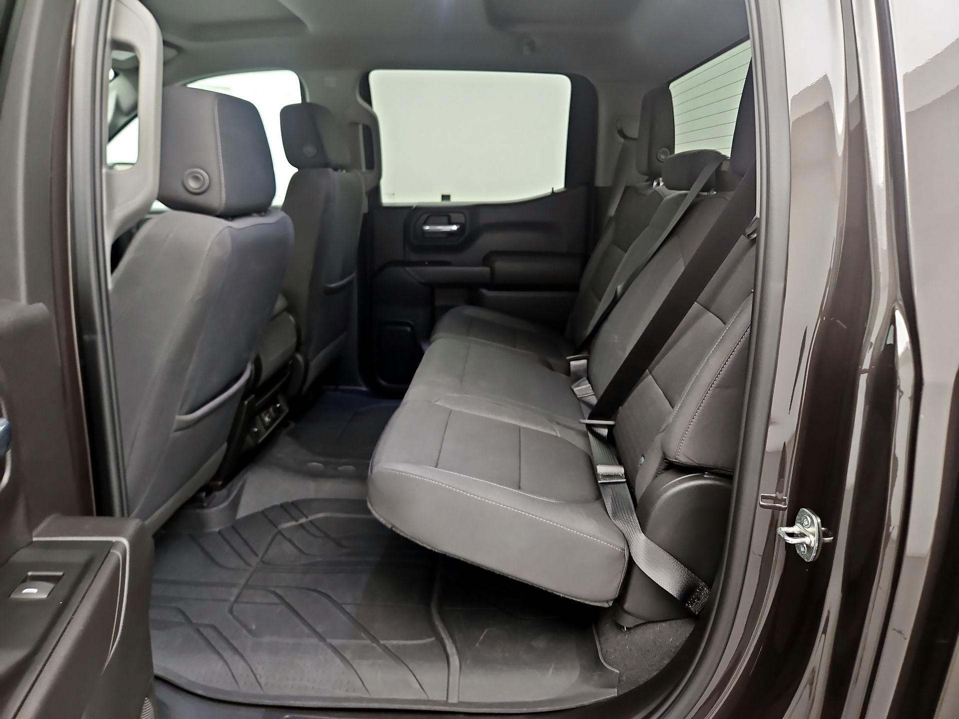 Thumbnail: 2021 Chevrolet Silverado 1500 - 17