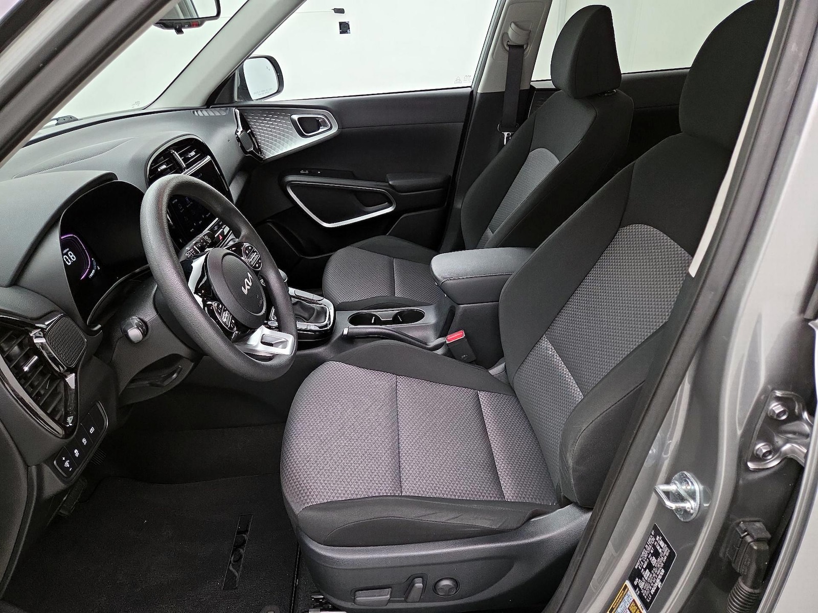 2024 Kia Soul S - Photo 12