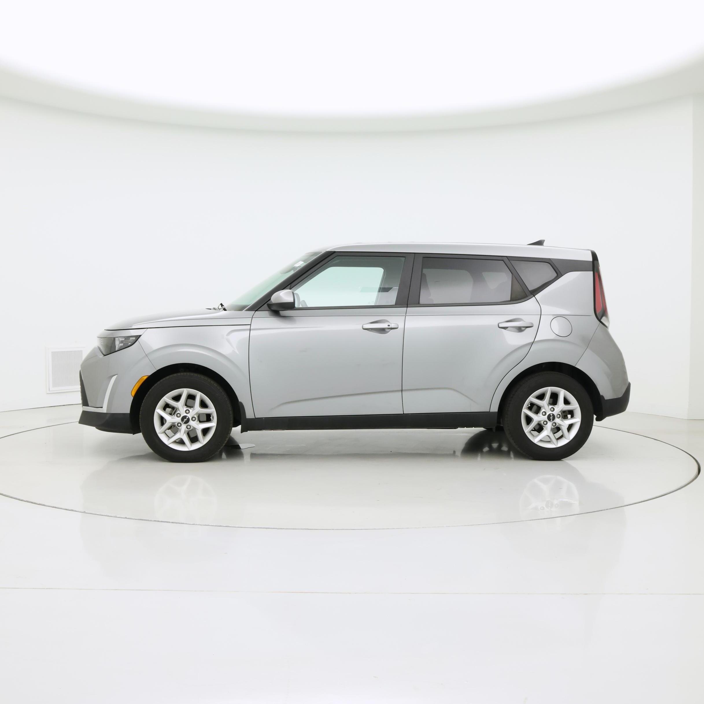 Thumbnail: 2024 Kia Soul - 3