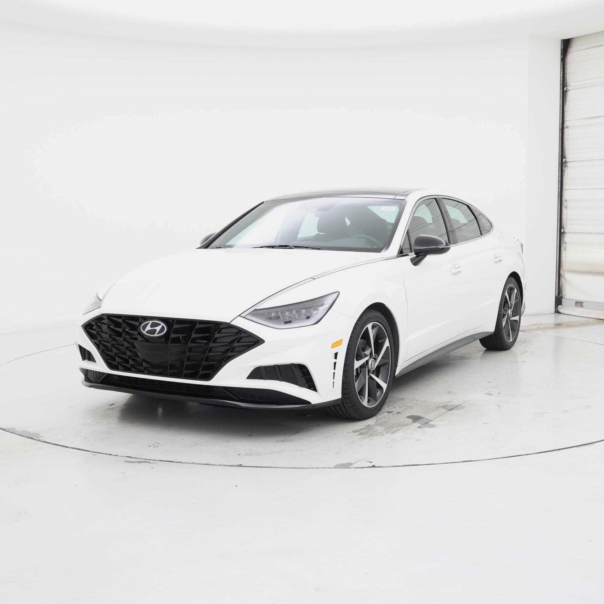 Thumbnail: 2023 Hyundai Sonata - 4