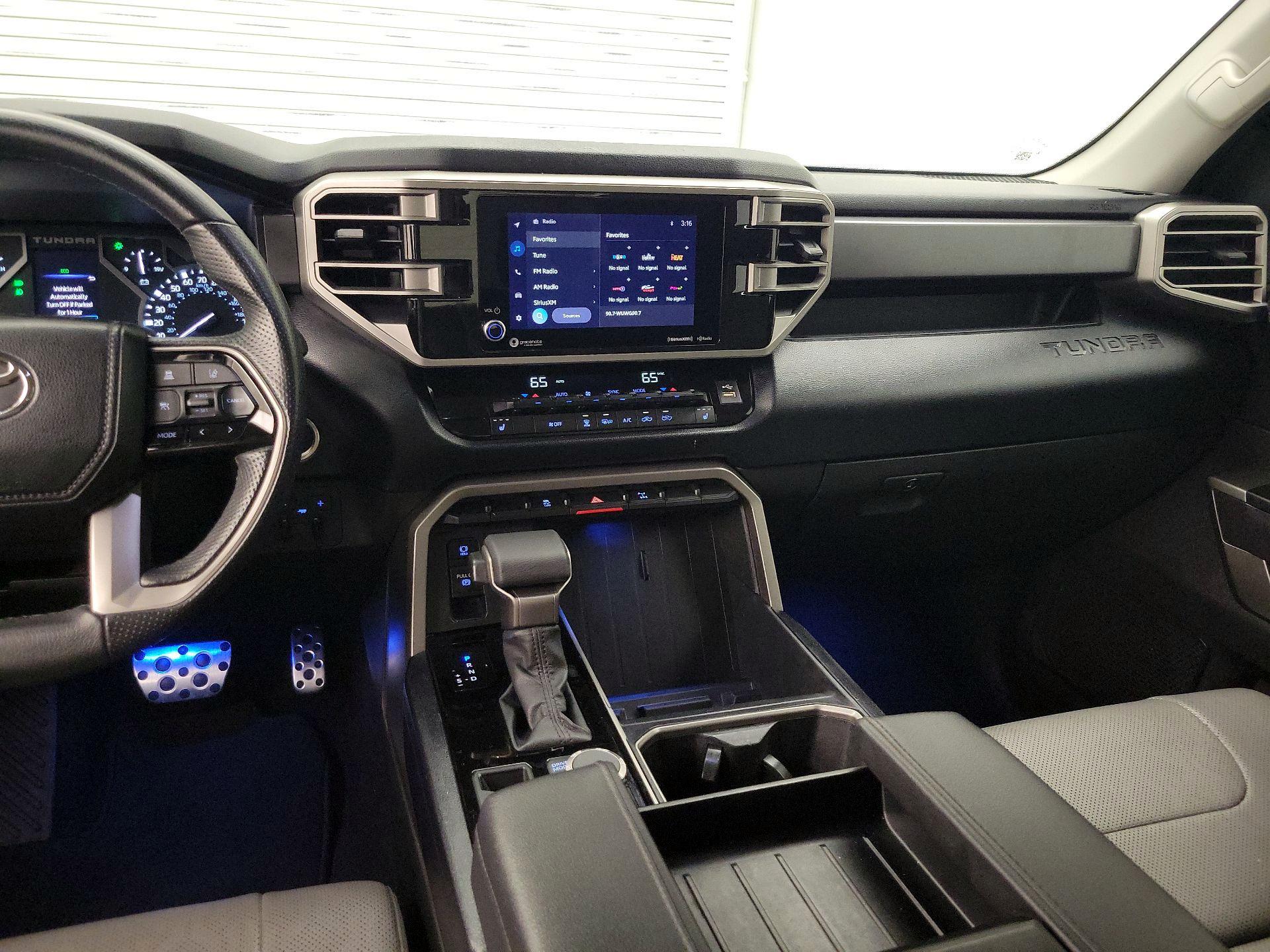 Thumbnail: 2023 Toyota Tundra - 9