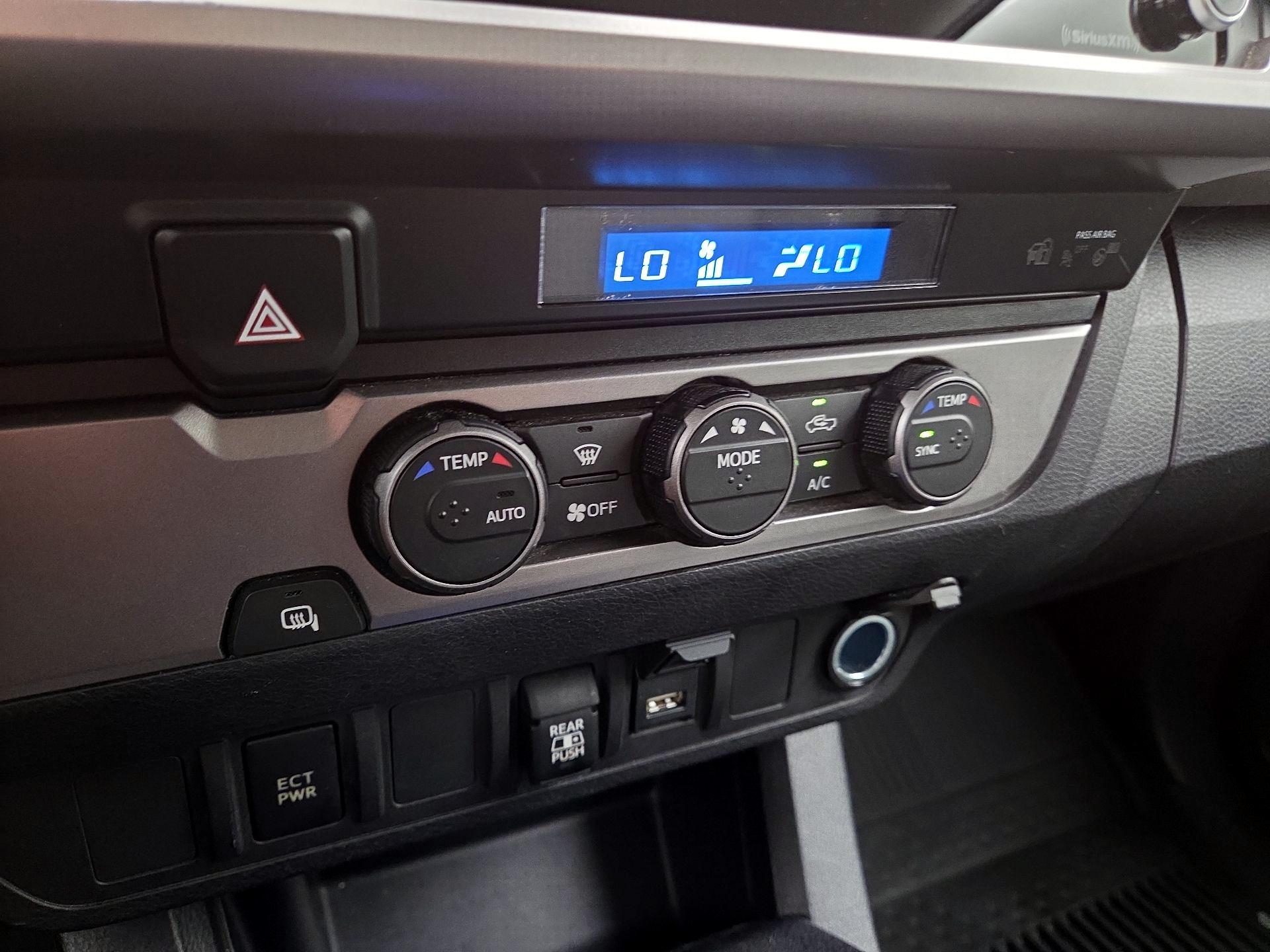 Thumbnail: 2021 Toyota Tacoma - 16