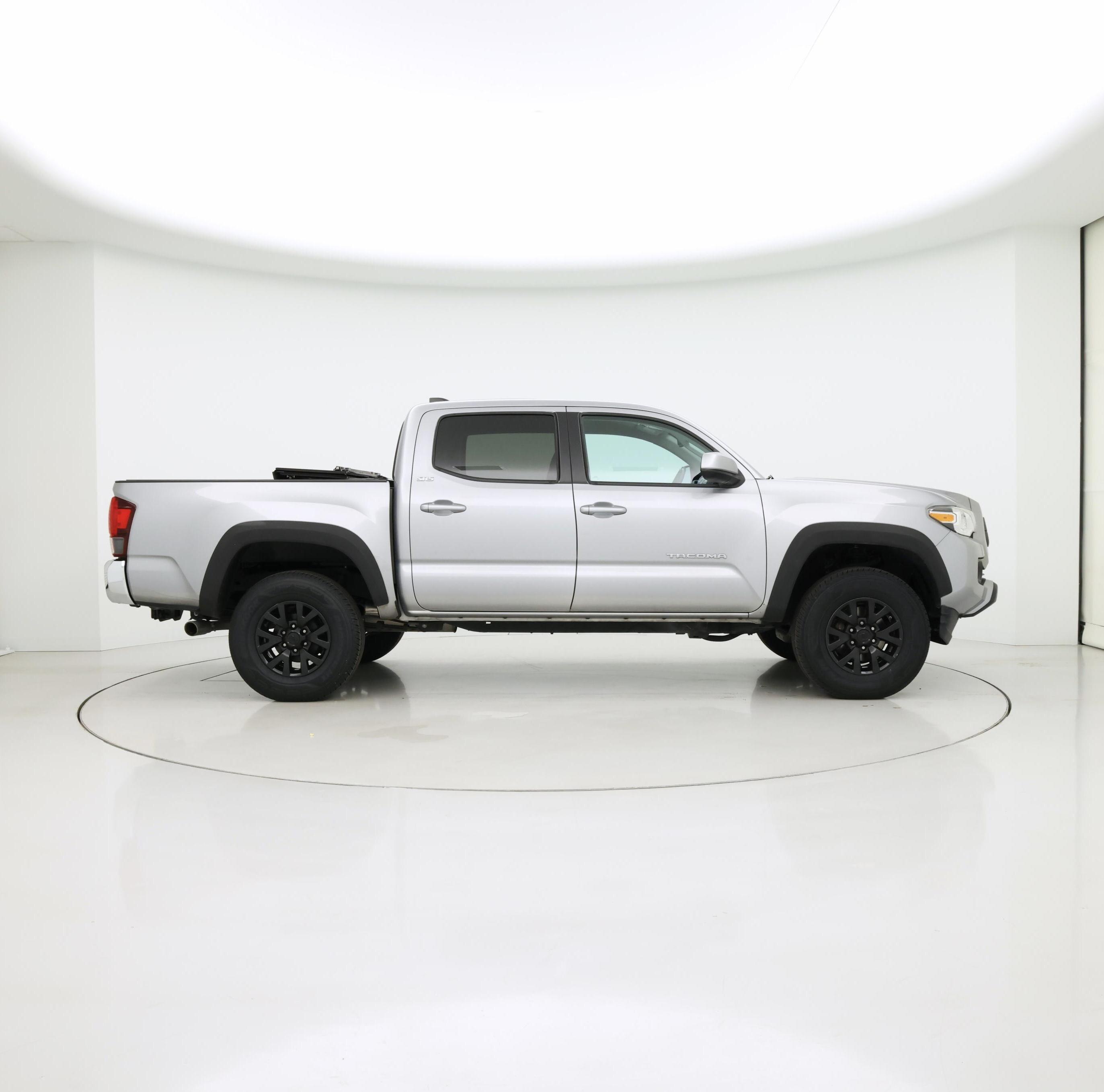 Thumbnail: 2021 Toyota Tacoma - 7