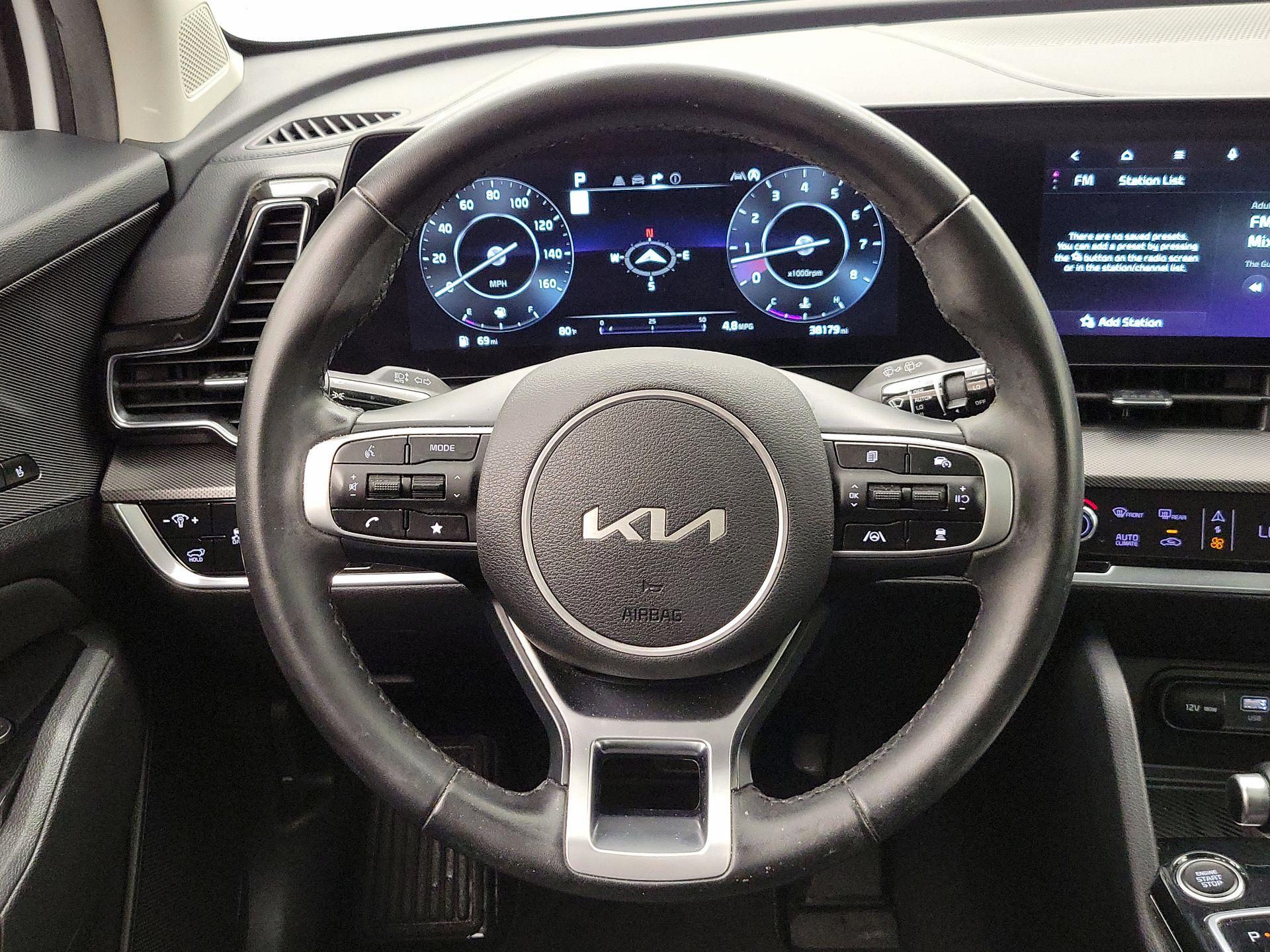 Thumbnail: 2023 Kia Sportage - 10