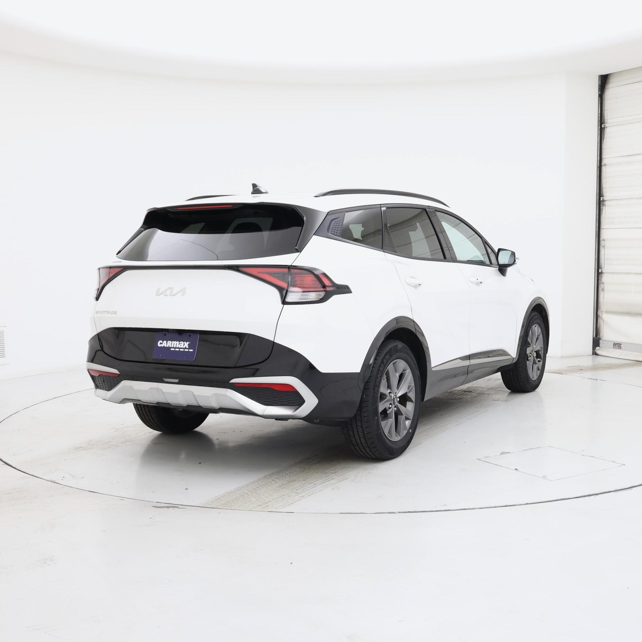 Thumbnail: 2023 Kia Sportage - 8