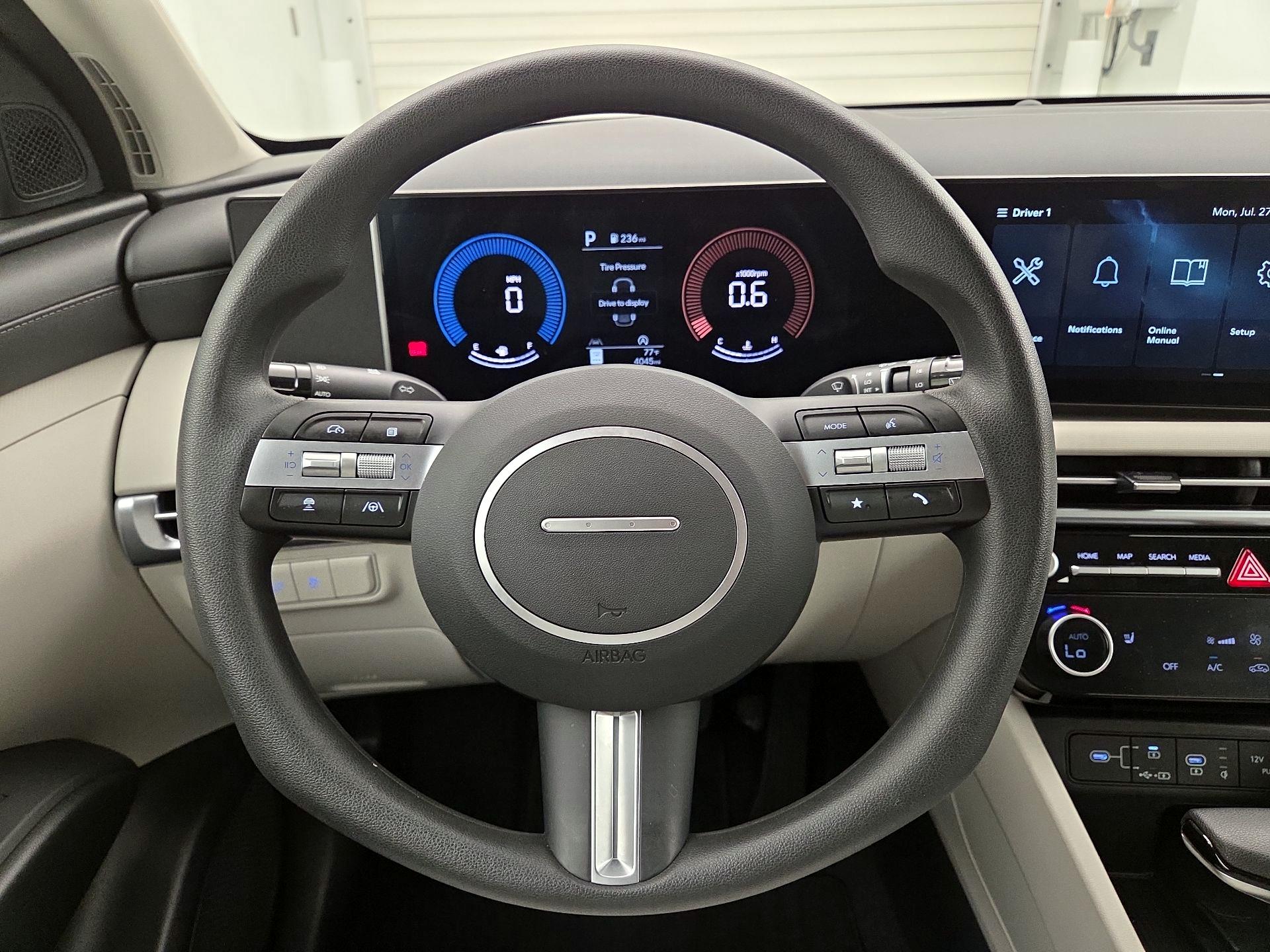 Thumbnail: 2025 Hyundai Tucson - 10
