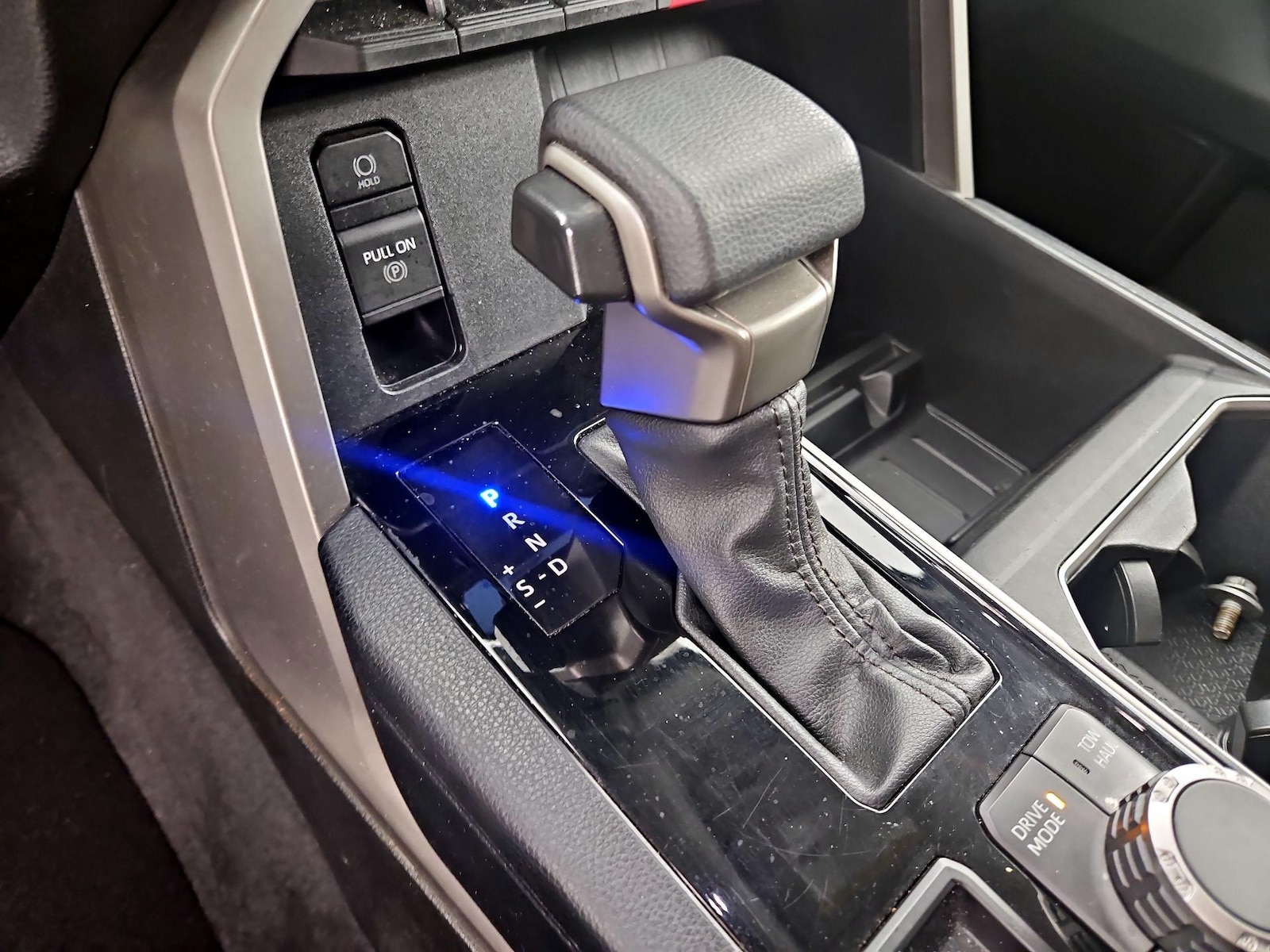 2024 Toyota Tundra SR5 - Photo 18