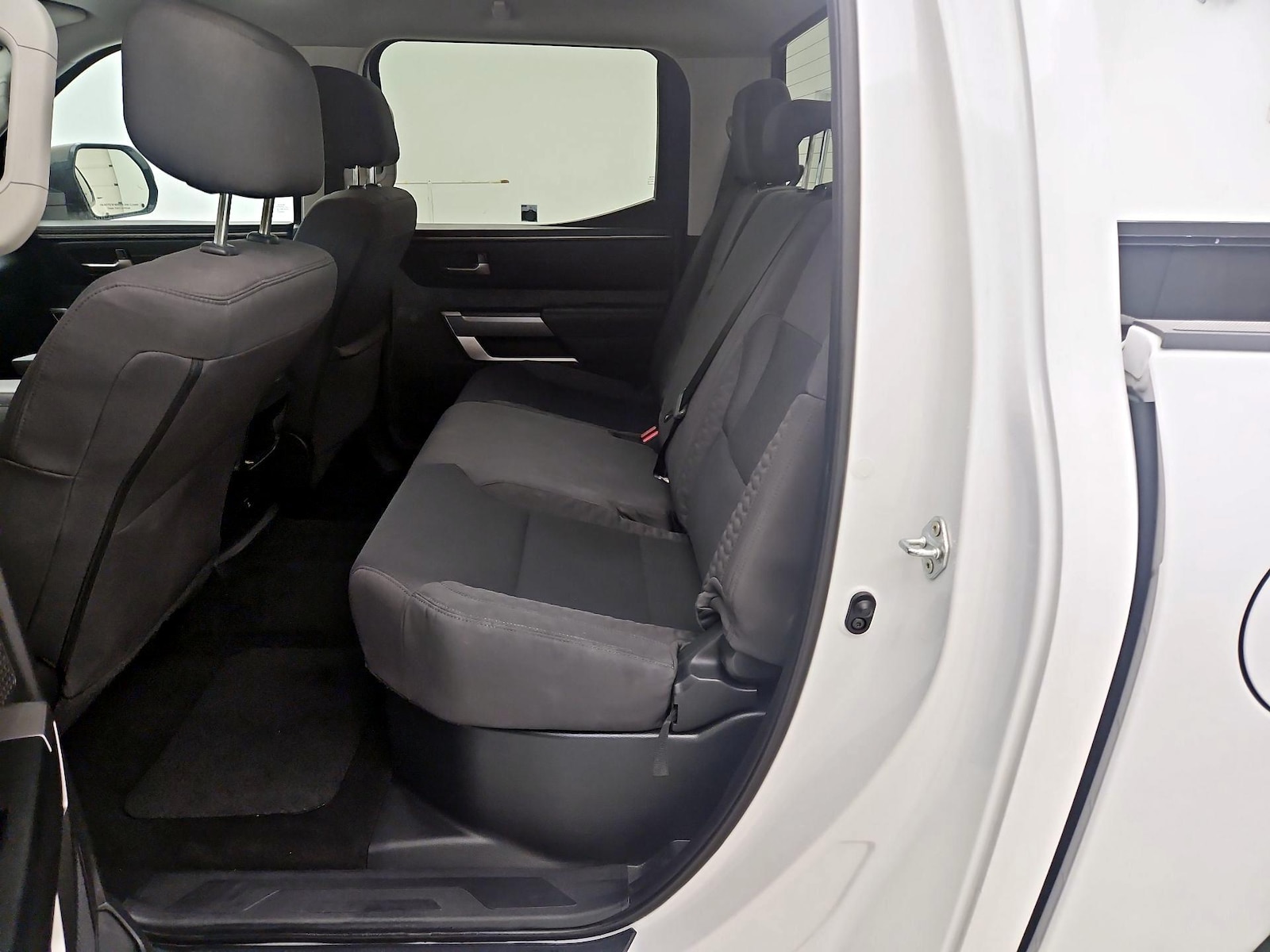 2024 Toyota Tundra SR5 - Photo 20