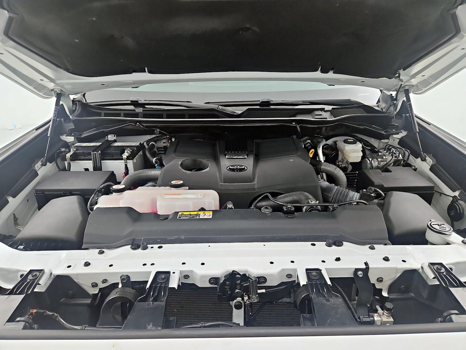 2024 Toyota Tundra SR5 - Photo 22