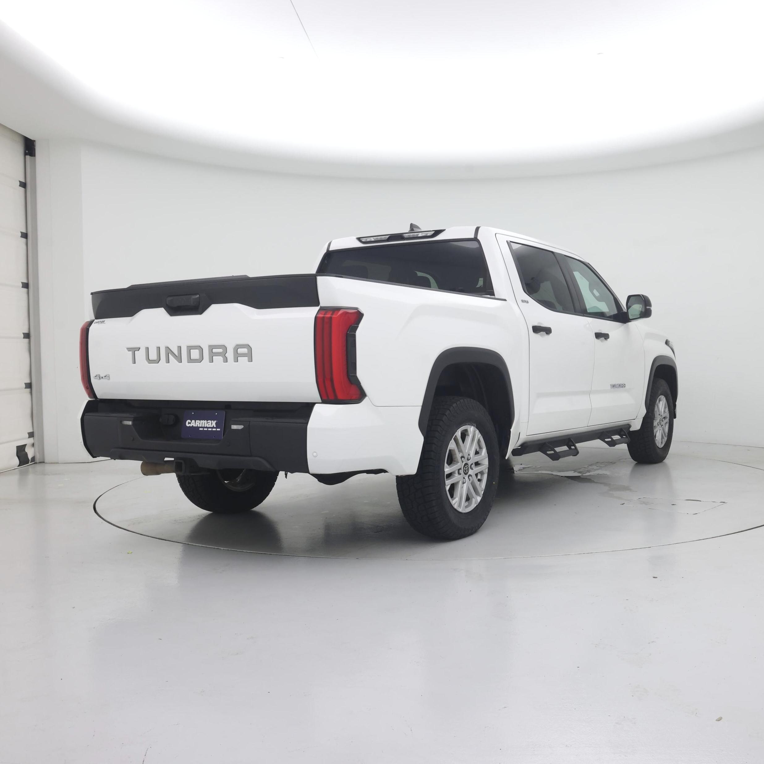 Thumbnail: 2024 Toyota Tundra - 8
