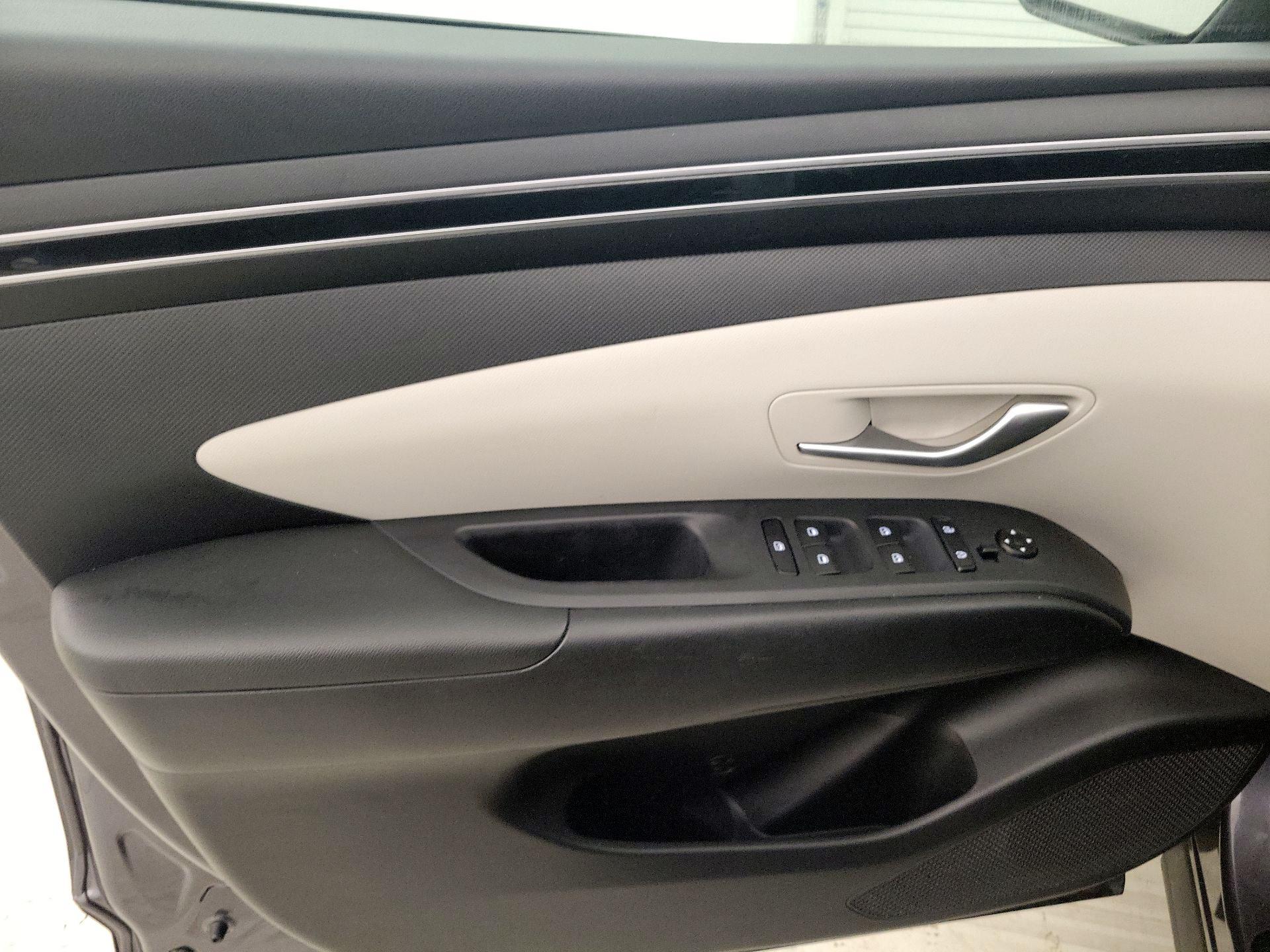 Thumbnail: 2022 Hyundai Tucson - 12