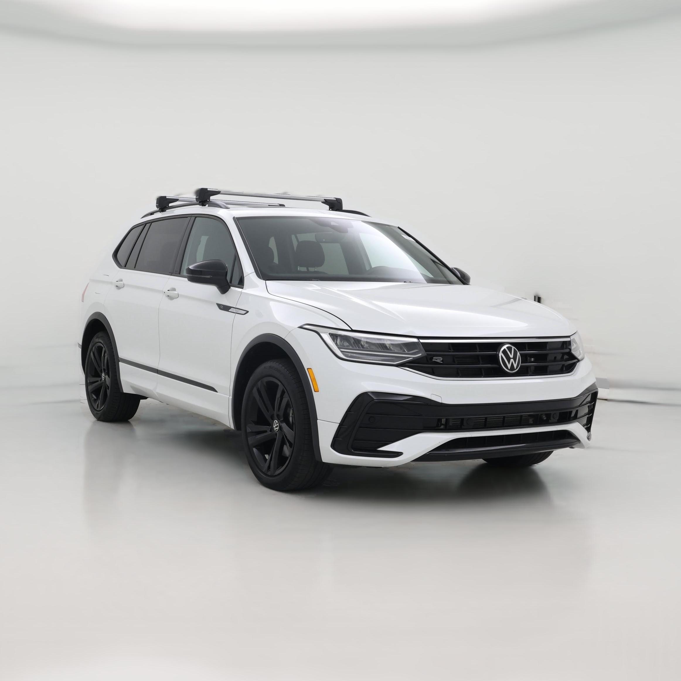 Thumbnail: 2023 Volkswagen Tiguan - 1