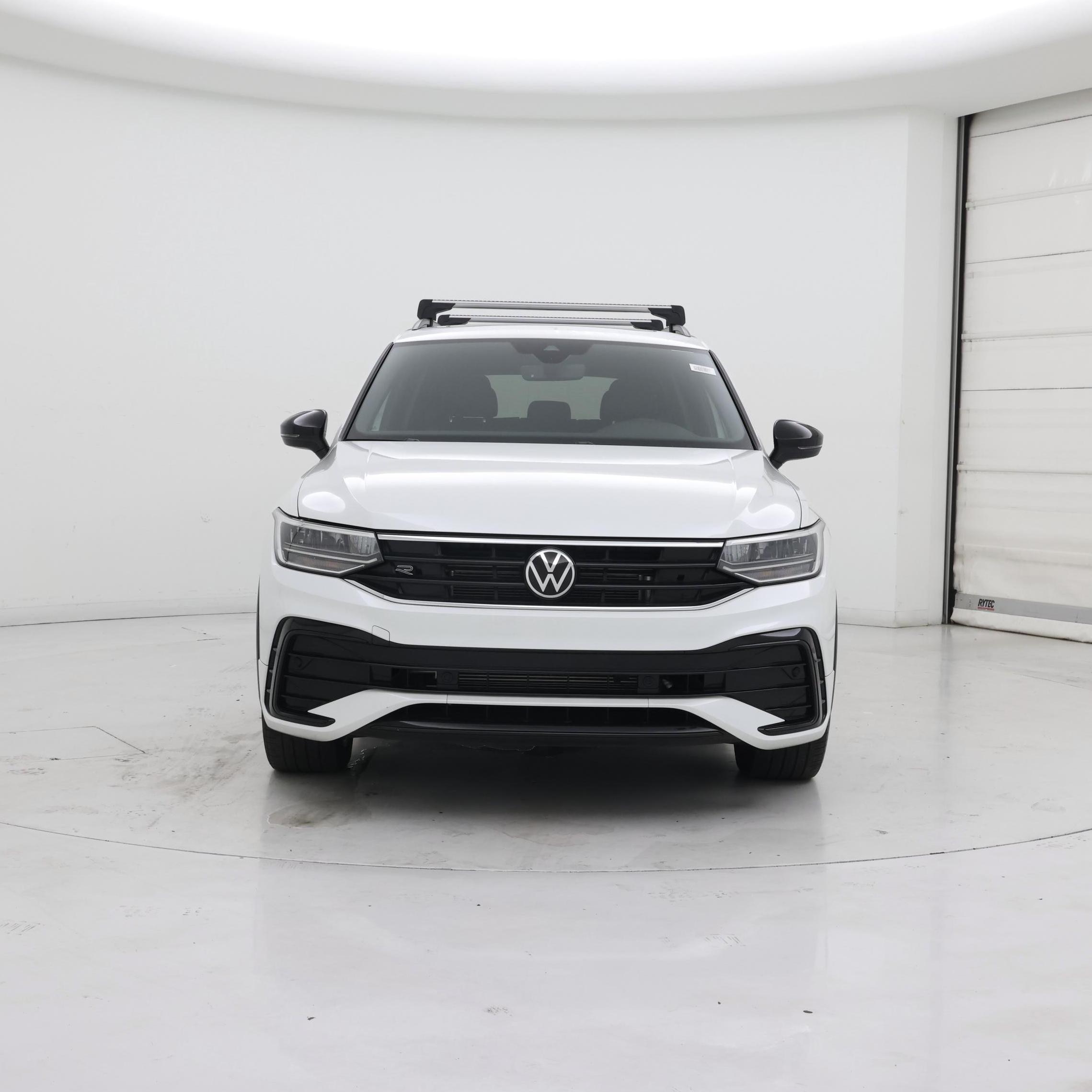 Thumbnail: 2023 Volkswagen Tiguan - 5